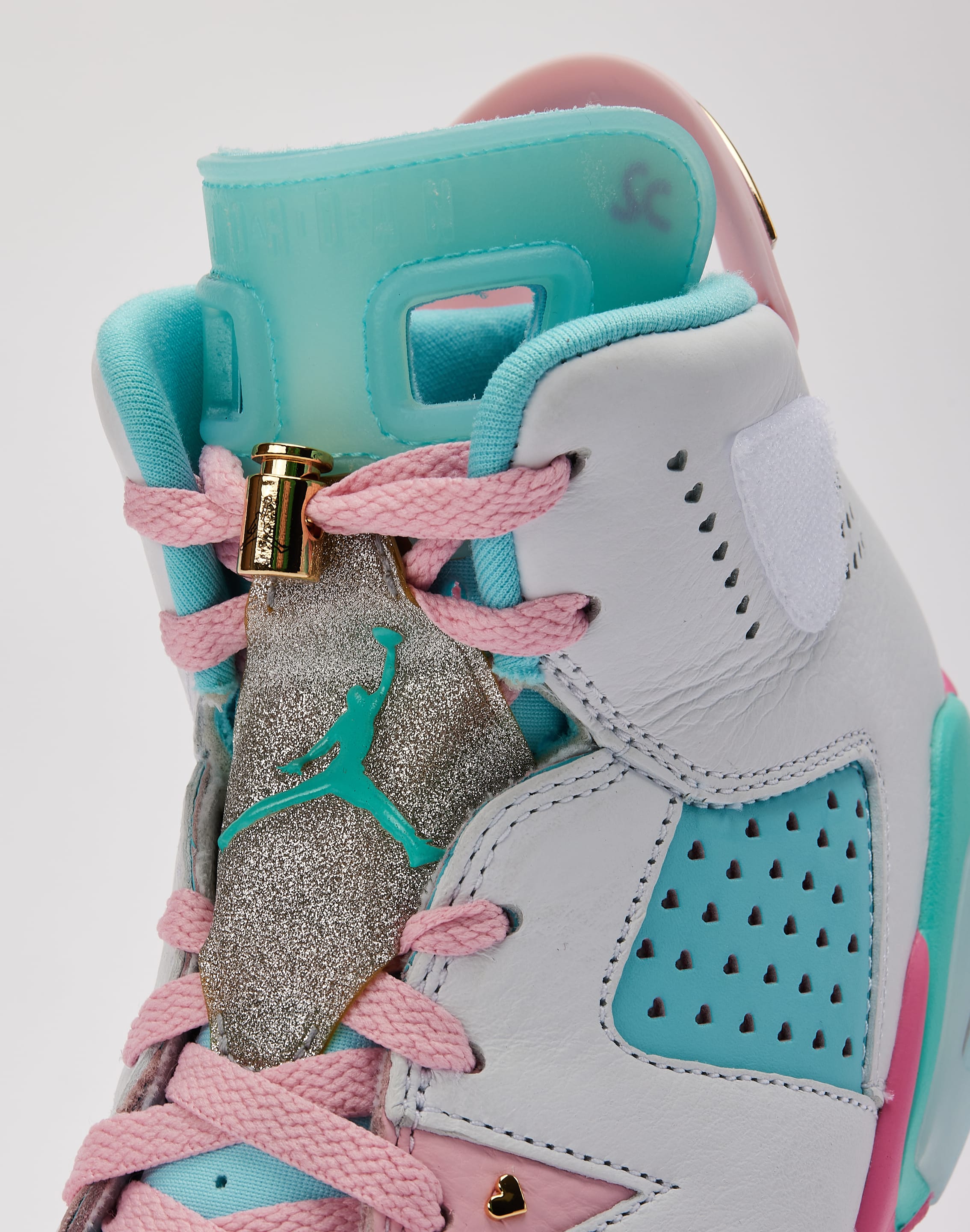 Jordan Air Jordan Retro 'Doernbecher Freestyle' – DTLR