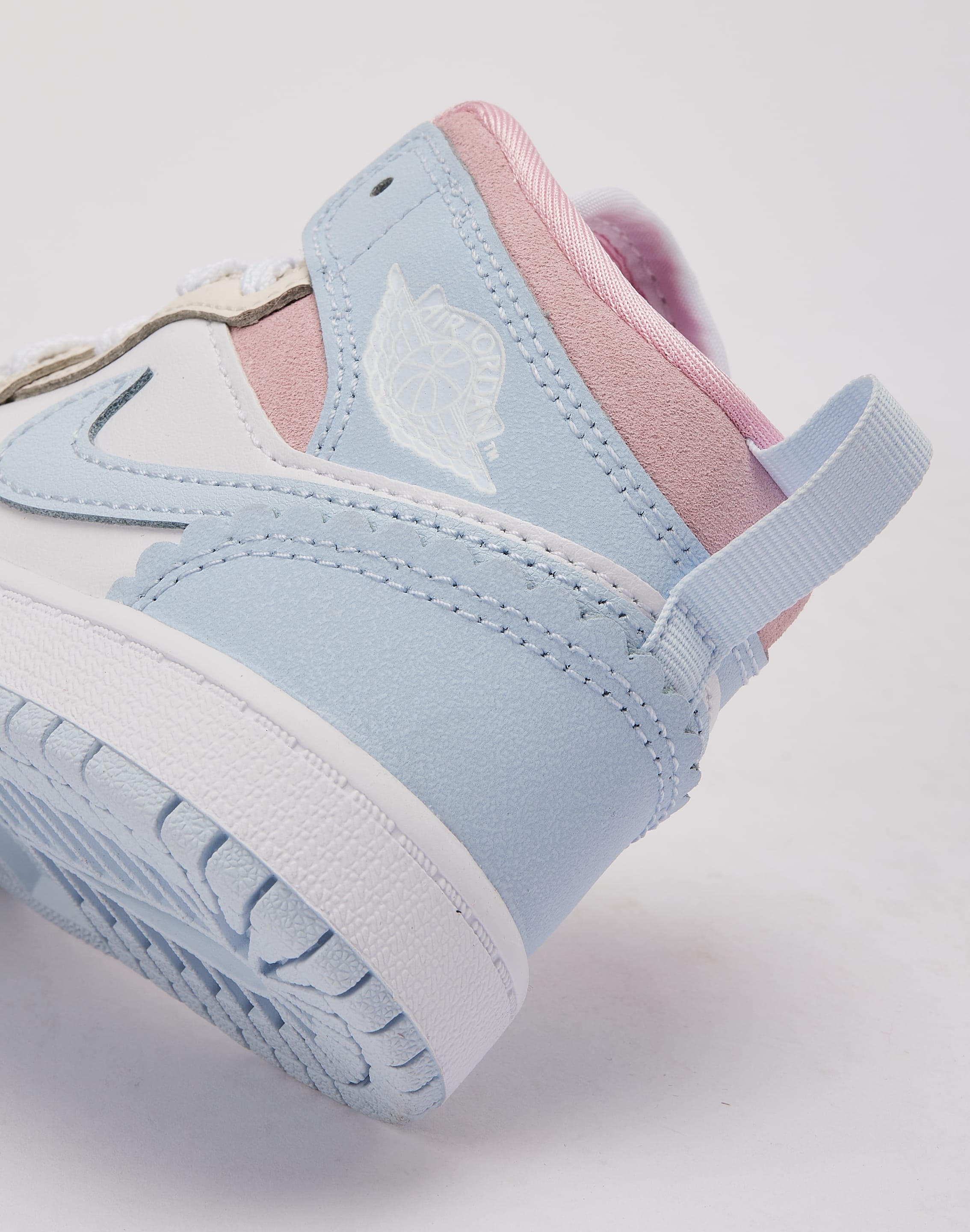 dtlr.com is where to buy