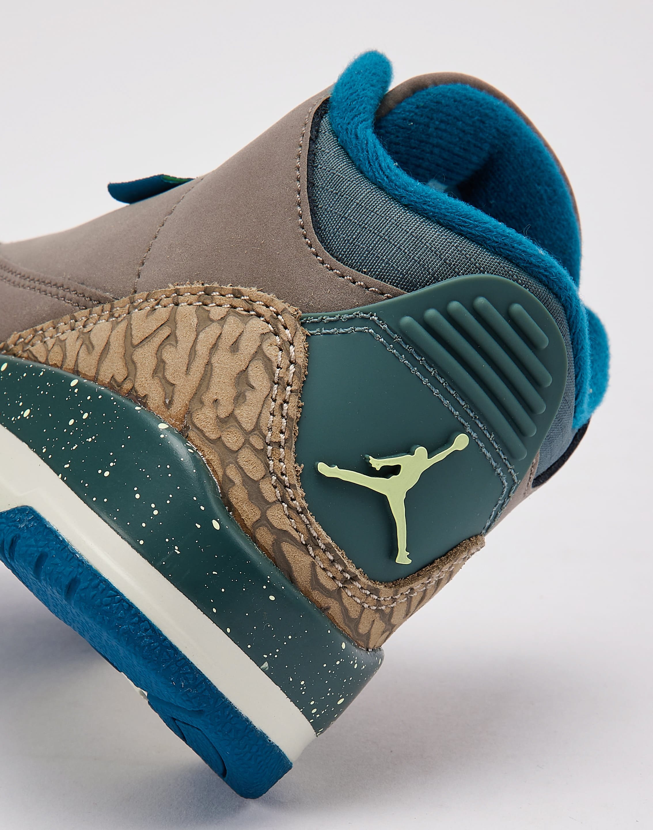 dtlr.com is where to buy