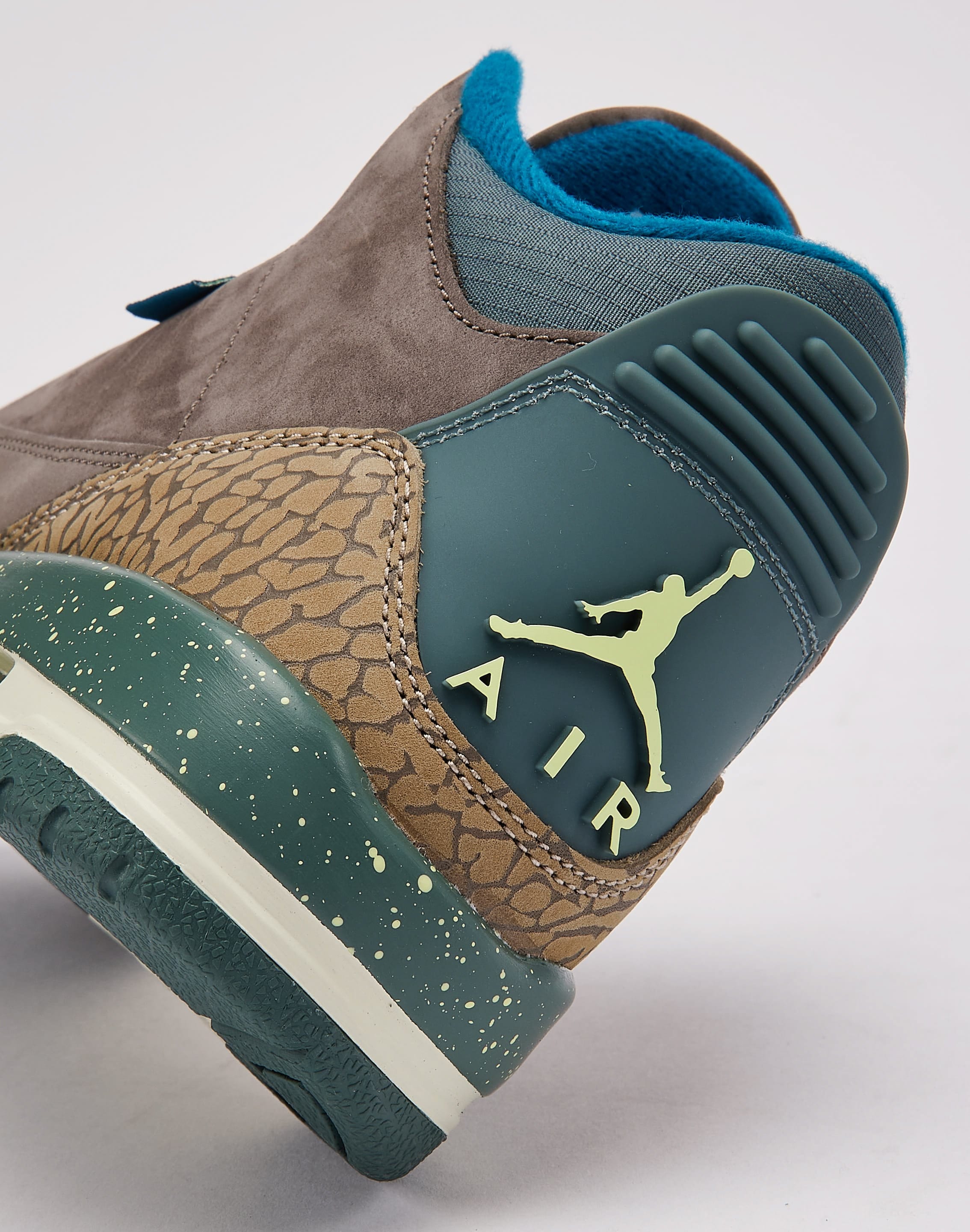 dtlr.com is where to buy