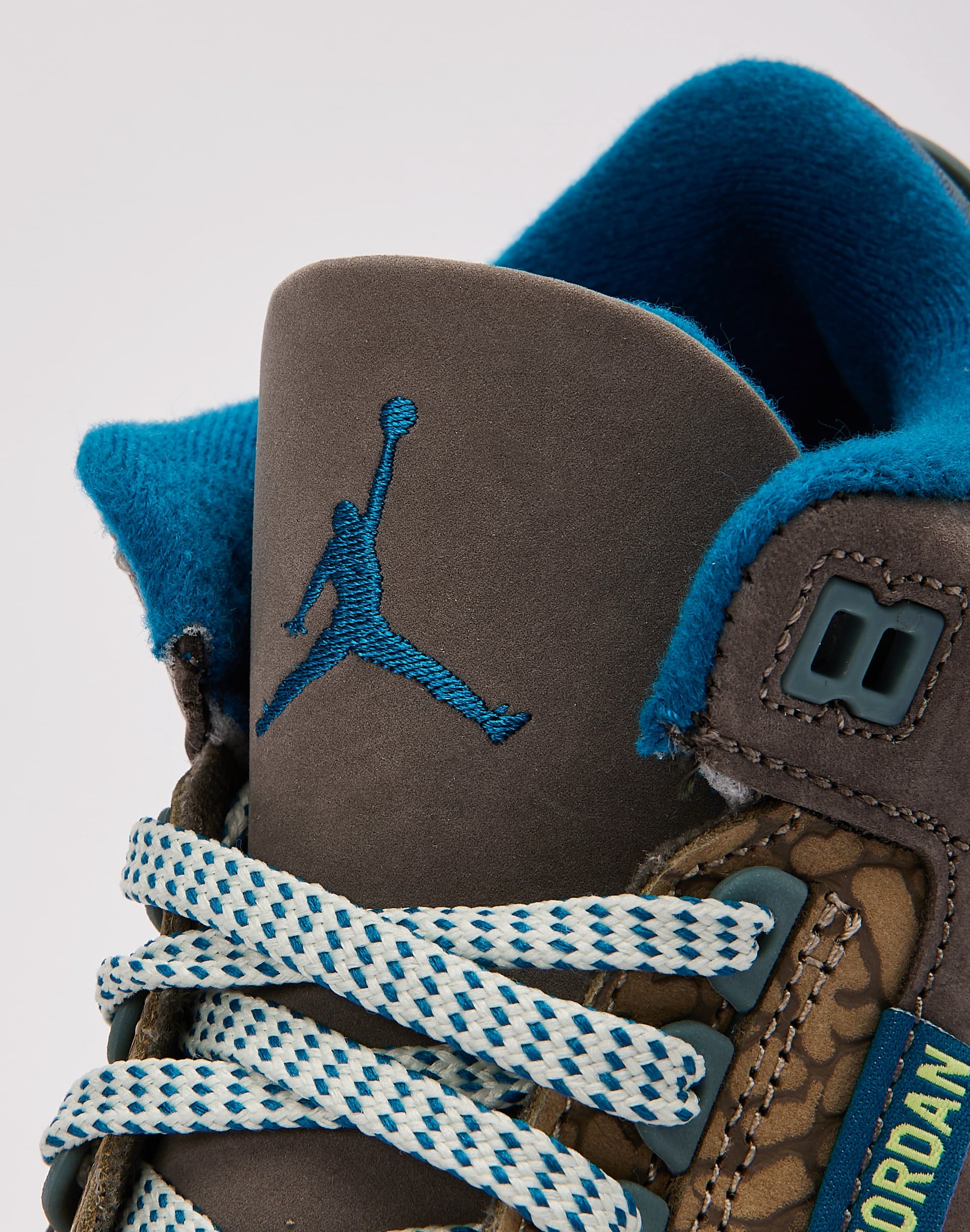 dtlr.com is where to buy