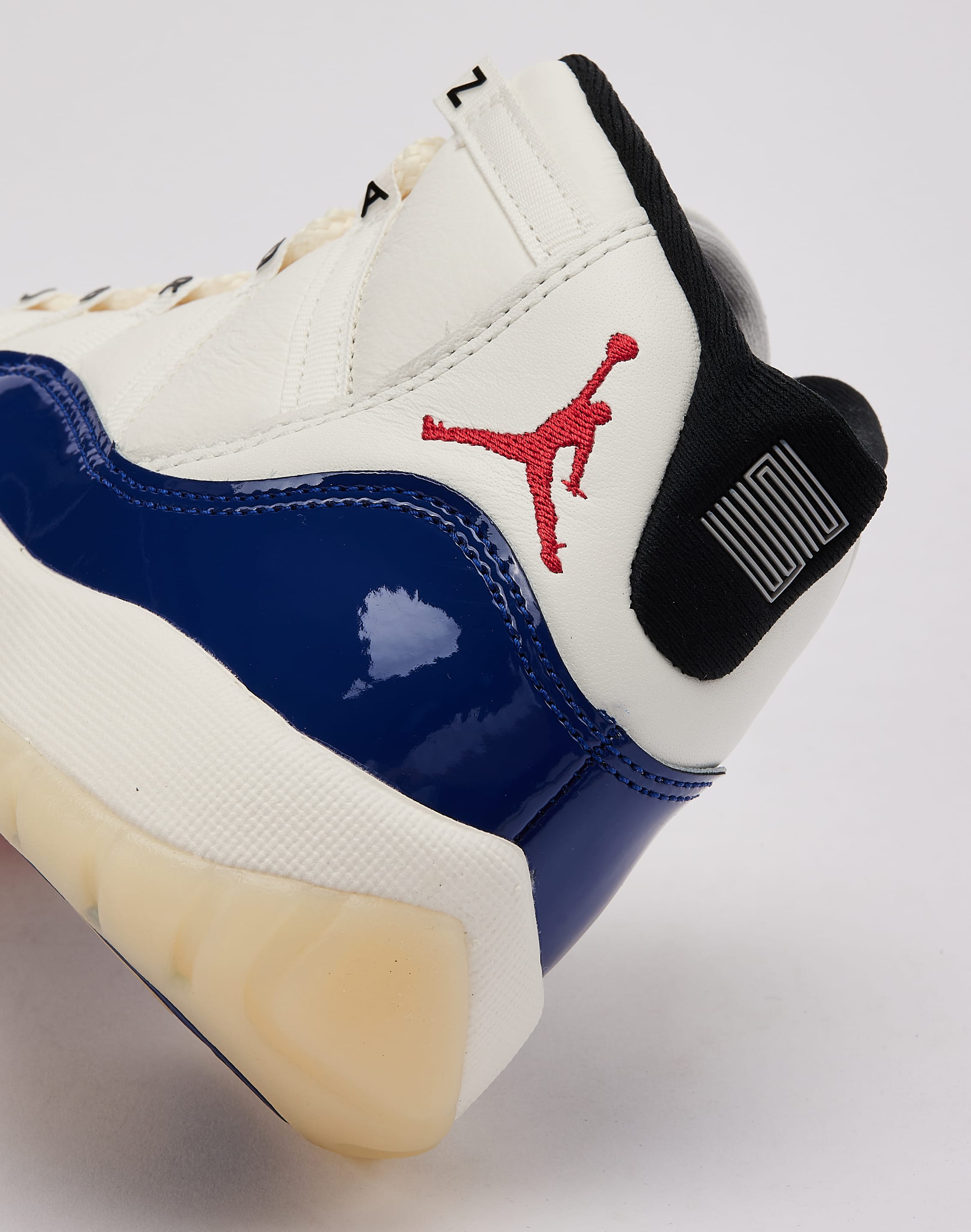 Jordan Air Jordan 11 Retro 'Rare Air' Grade-School