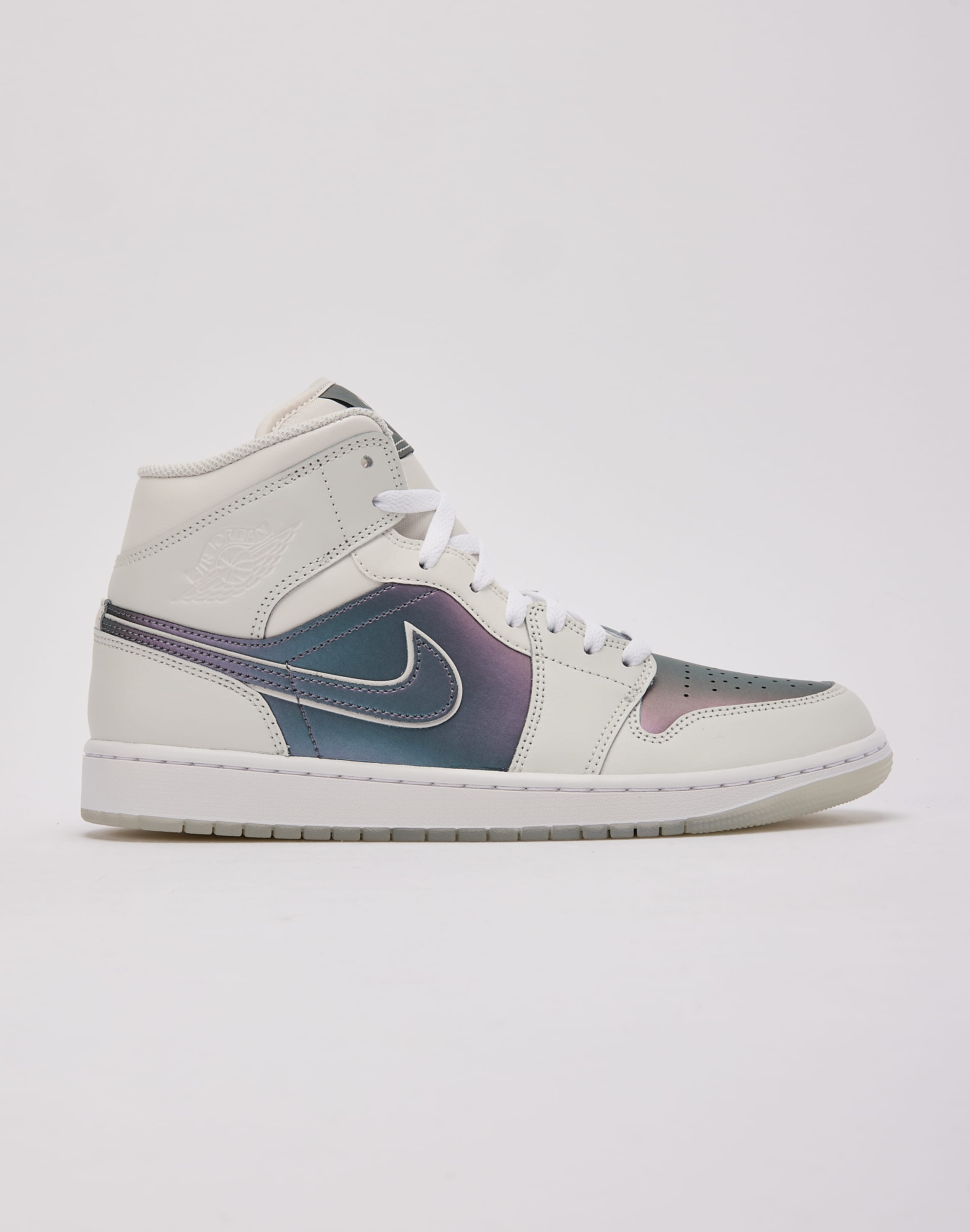 2003年製　Nike Air Jordan 1 Mid Air Jordan 1 Mid GS “Six Championships” Officially Unveiled