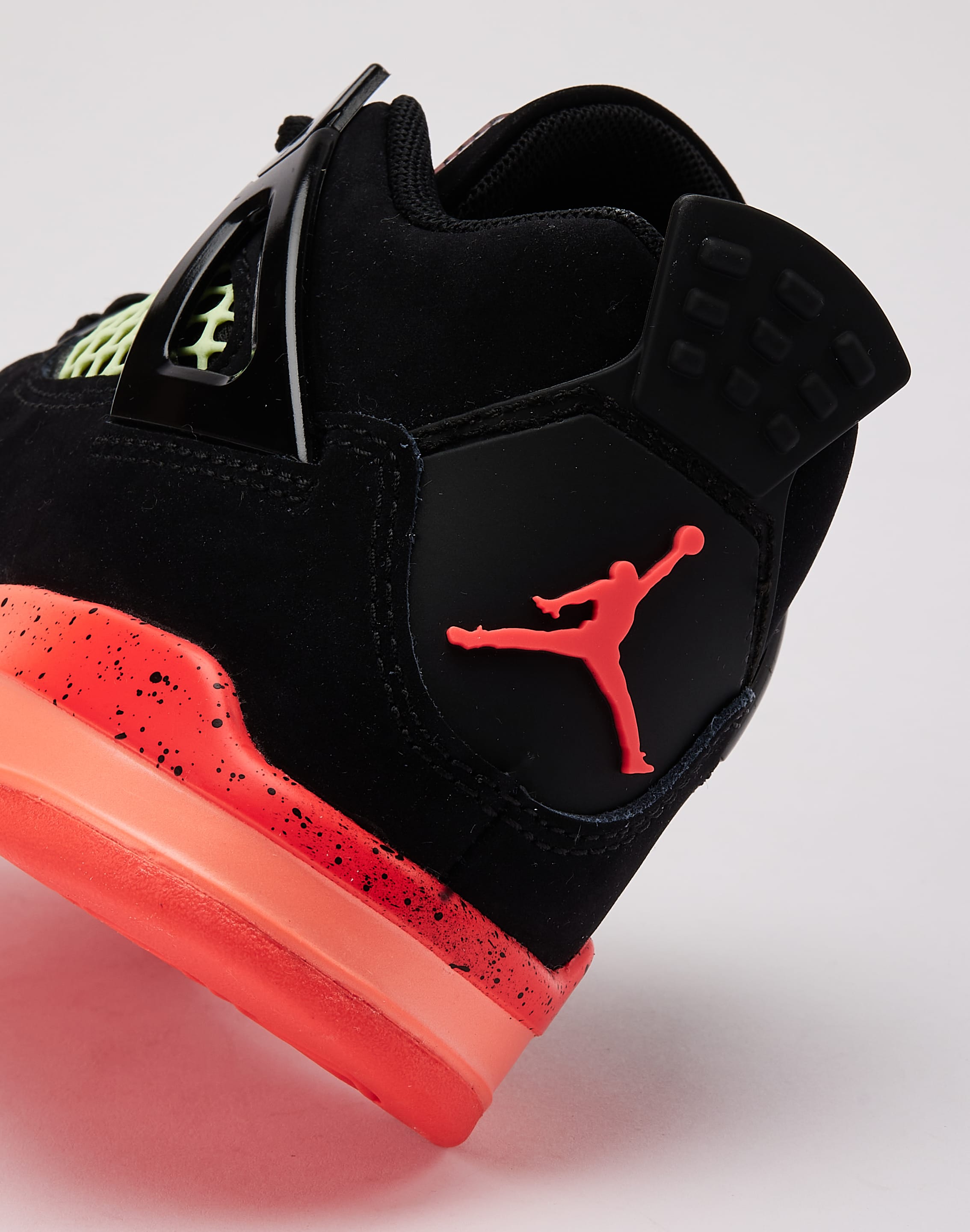 dtlr.com is where to buy