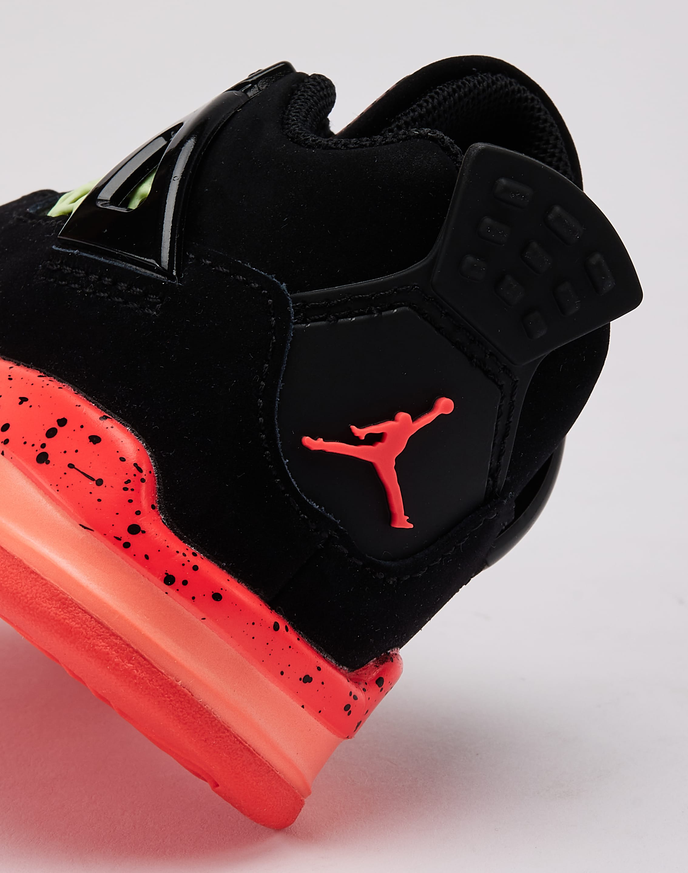 dtlr.com is where to buy
