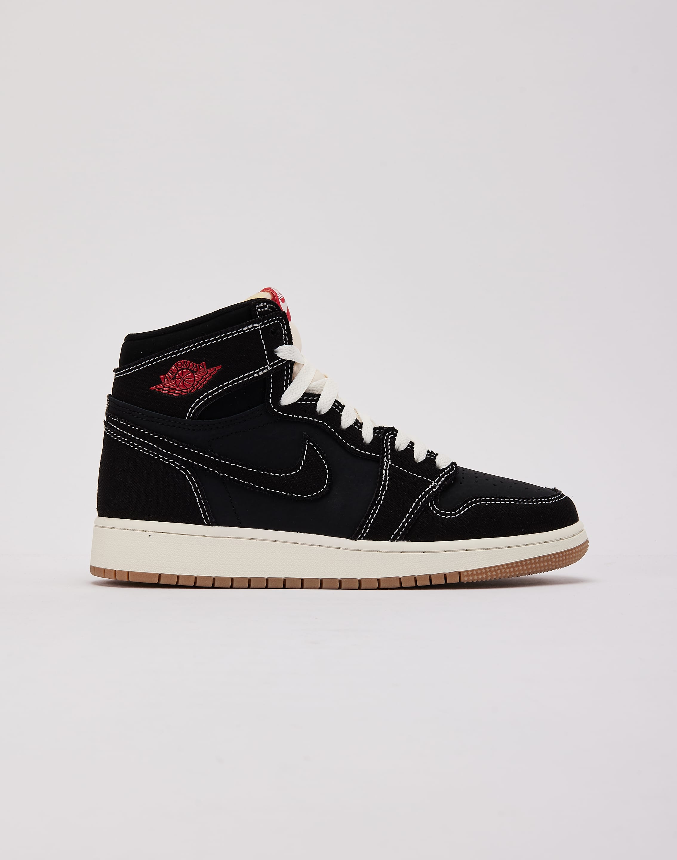 Photo of Jordan Air Jordan 1 Retro High OG 'Flight Club' Grade-School