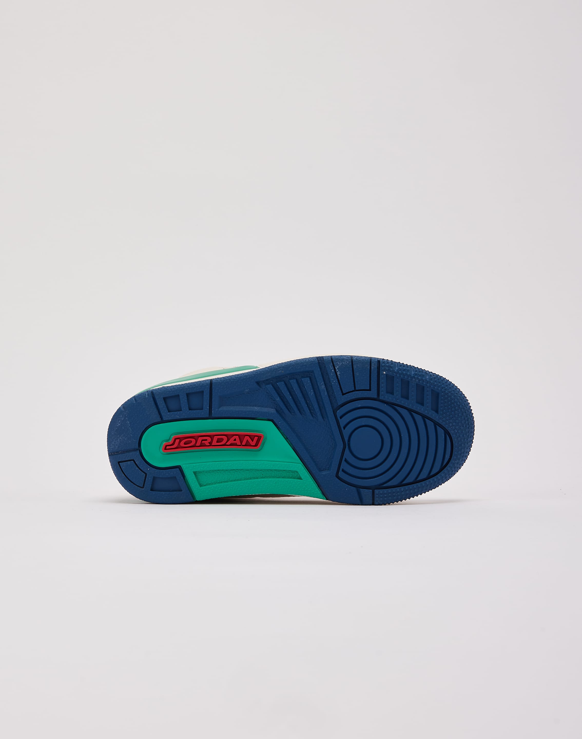 Photo of Jordan Air Jordan 3 Retro 'Play Your Way' Pre-School