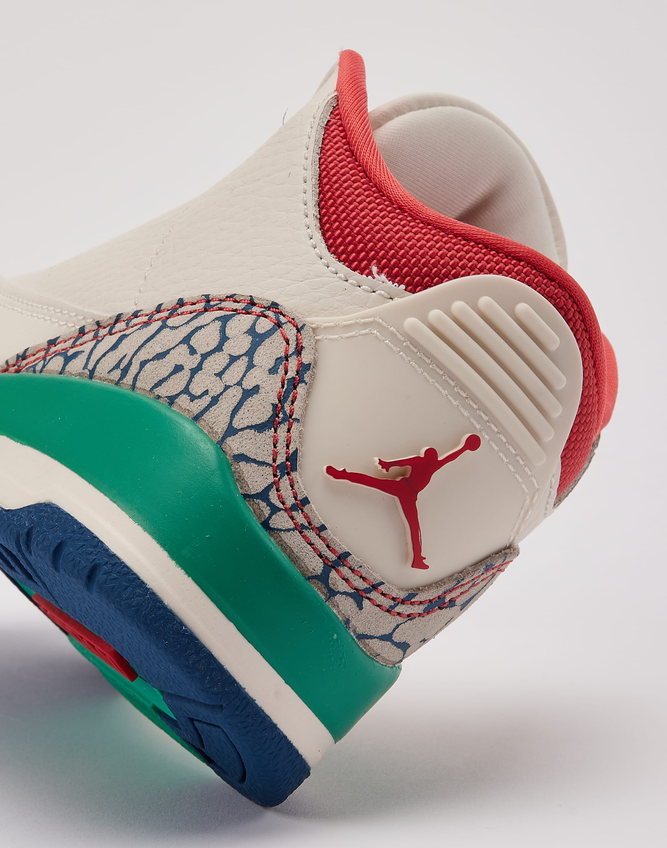Photo of Jordan Air Jordan 3 Retro 'Play Your Way' Pre-School