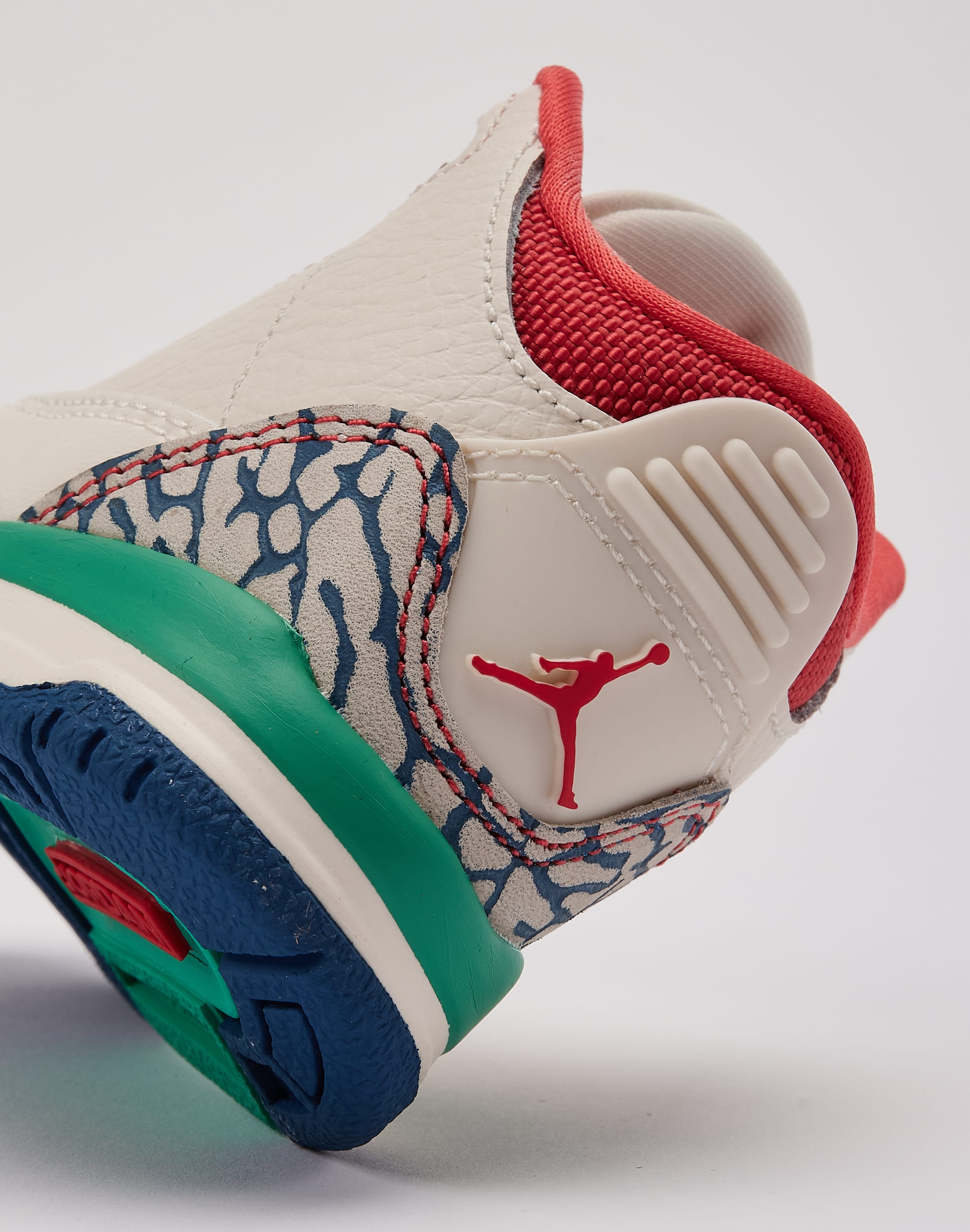 Photo of Jordan Air Jordan 3 Retro 'Play Your Way' Toddler