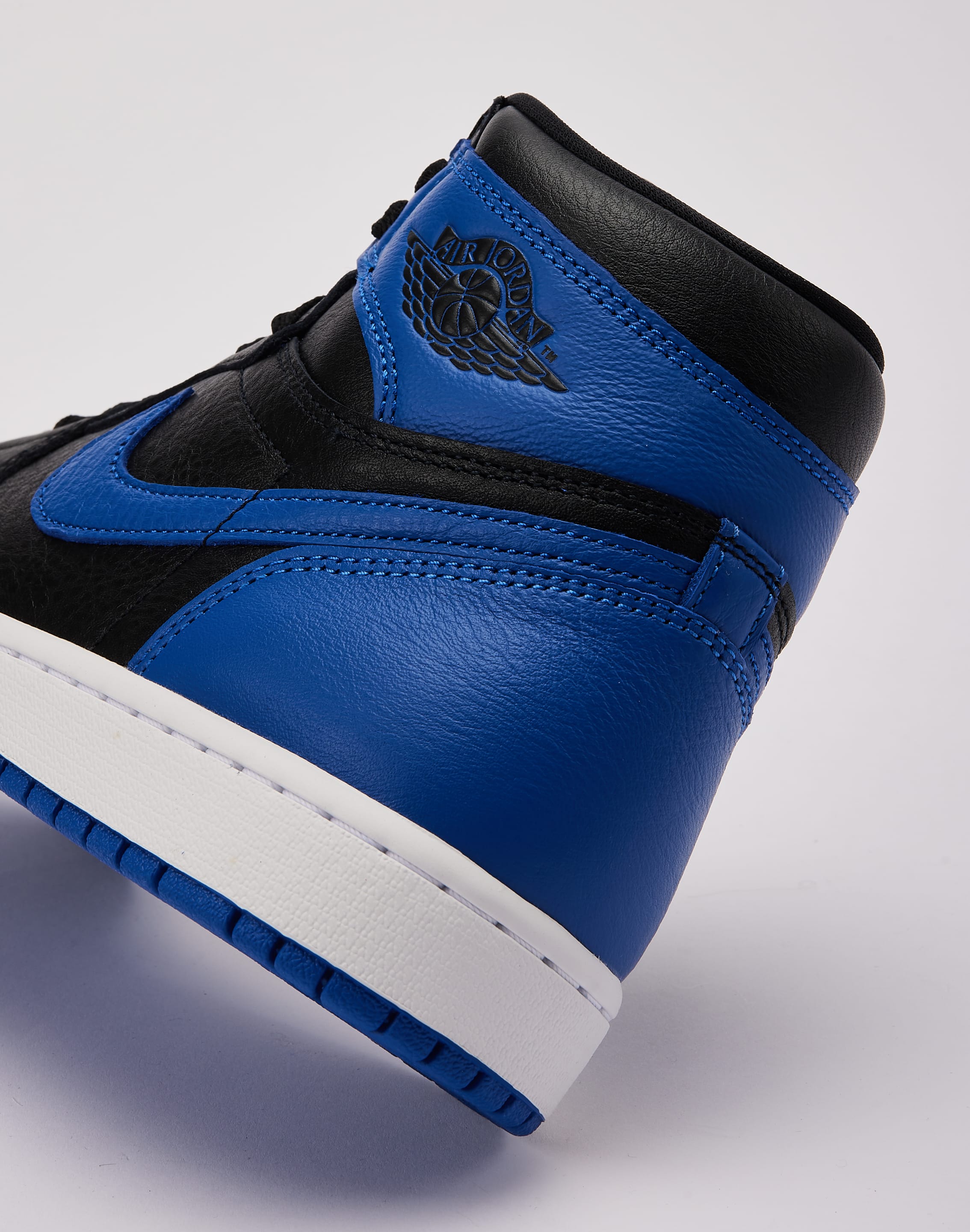 Photo of Jordan Air Jordan 1 Retro High OG 'Royal'