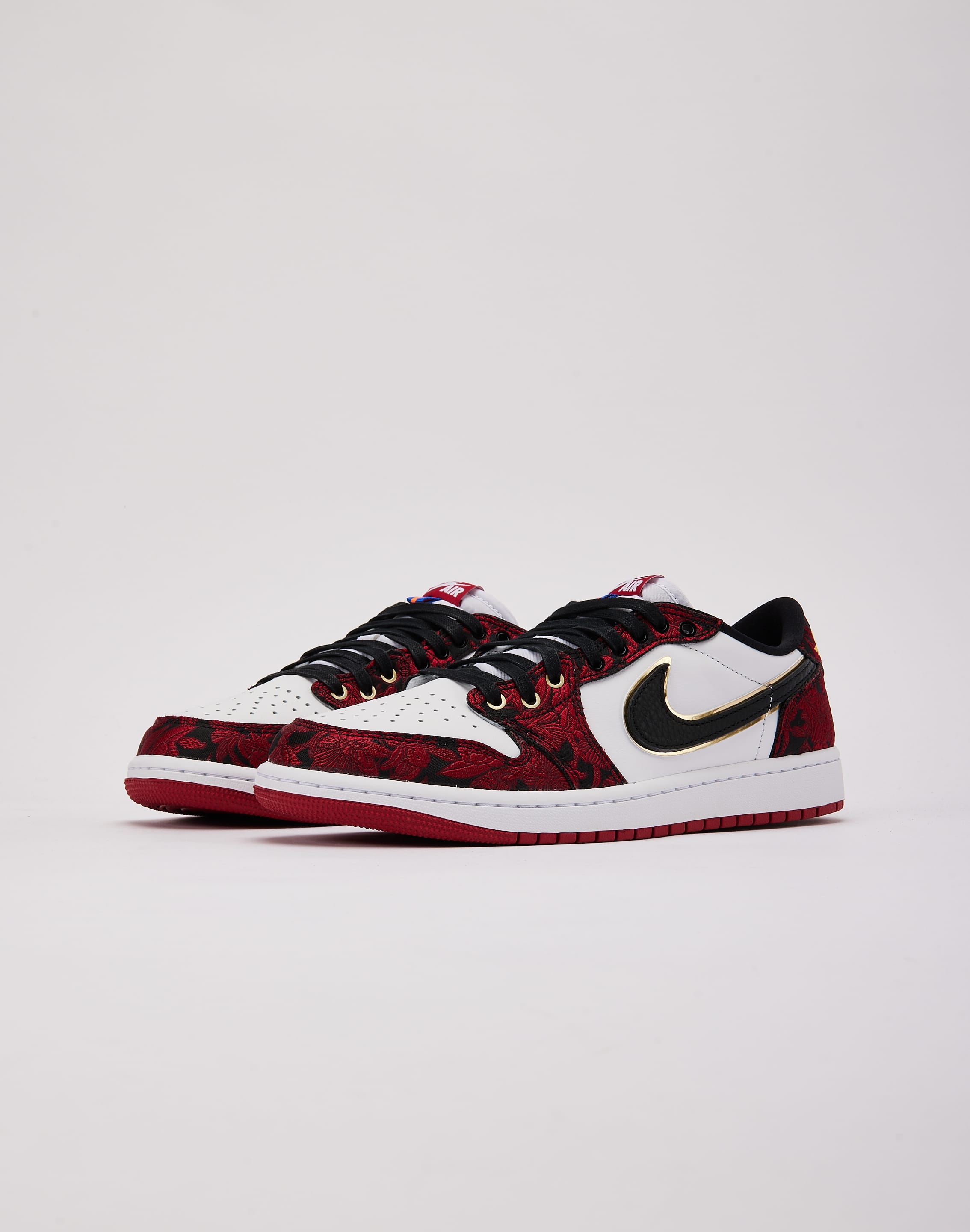 Photo of Jordan Air Jordan 1 Retro Low OG 'Garden'