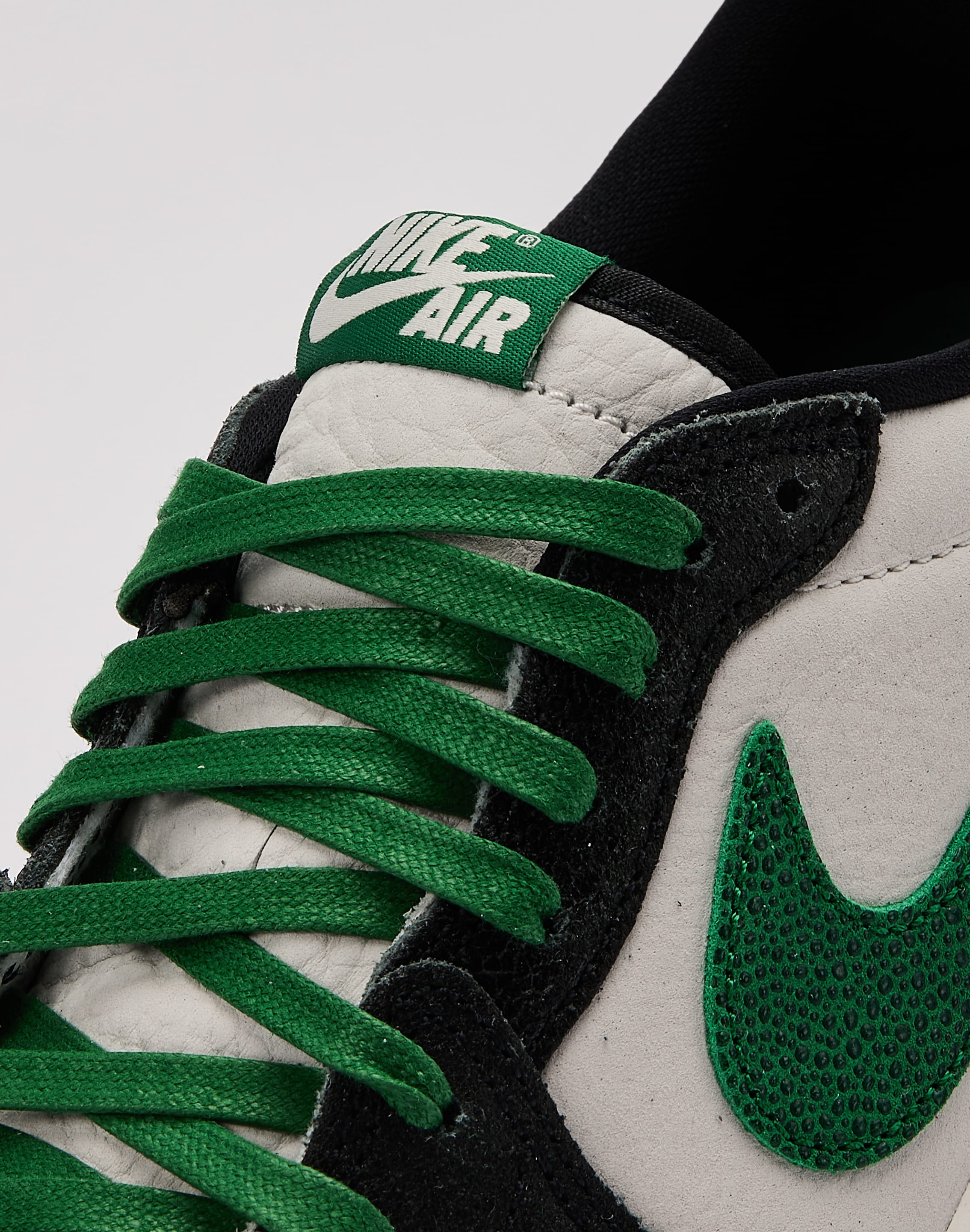 Photo of Jordan Air Jordan 1 Retro Low OG 'Phantom and Pine Green'