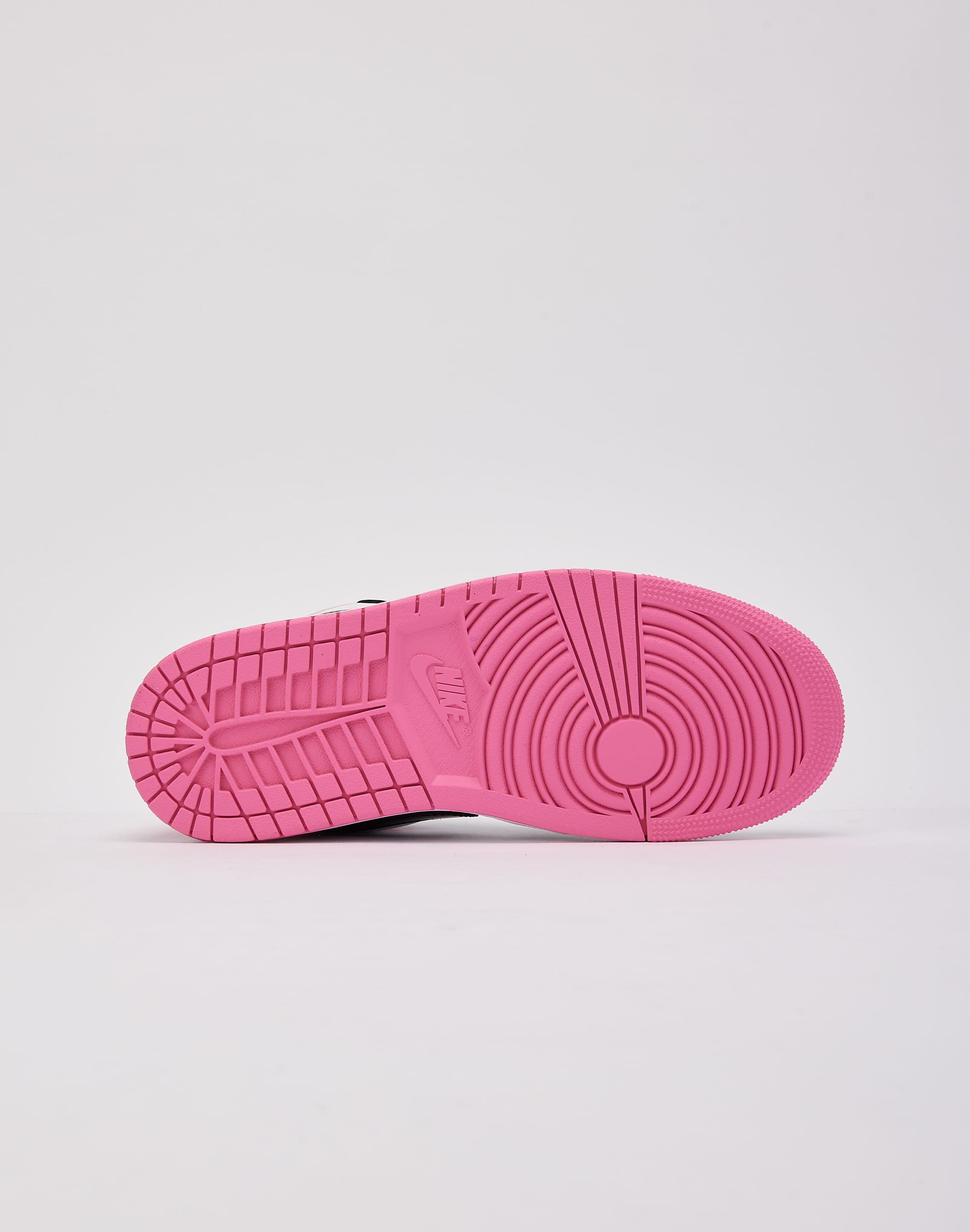 Photo of Jordan Air Jordan 1 Low SE