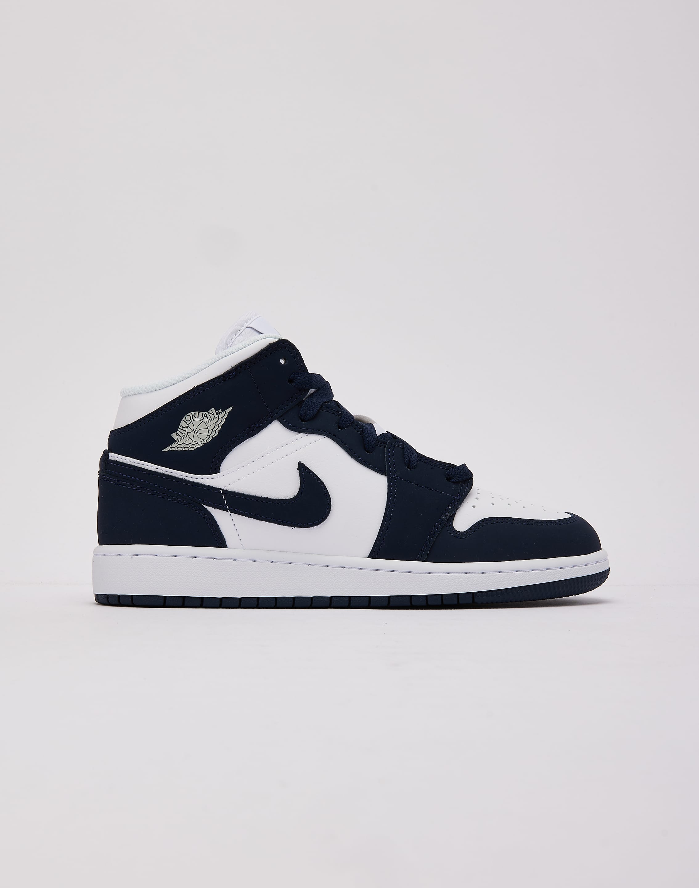 Photo of Jordan Air Jordan 1 Mid Grade-School