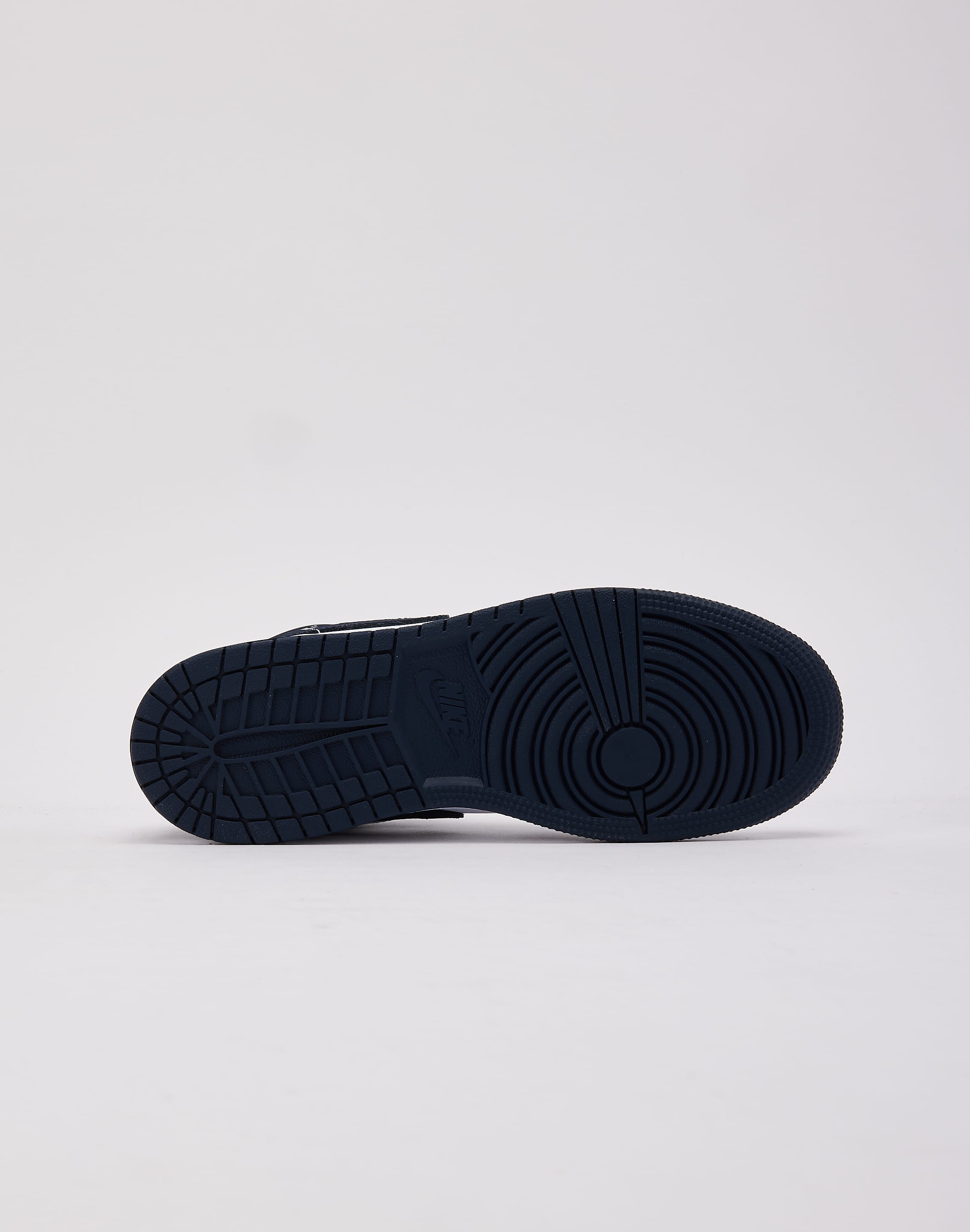 Photo of Jordan Air Jordan 1 Mid Grade-School