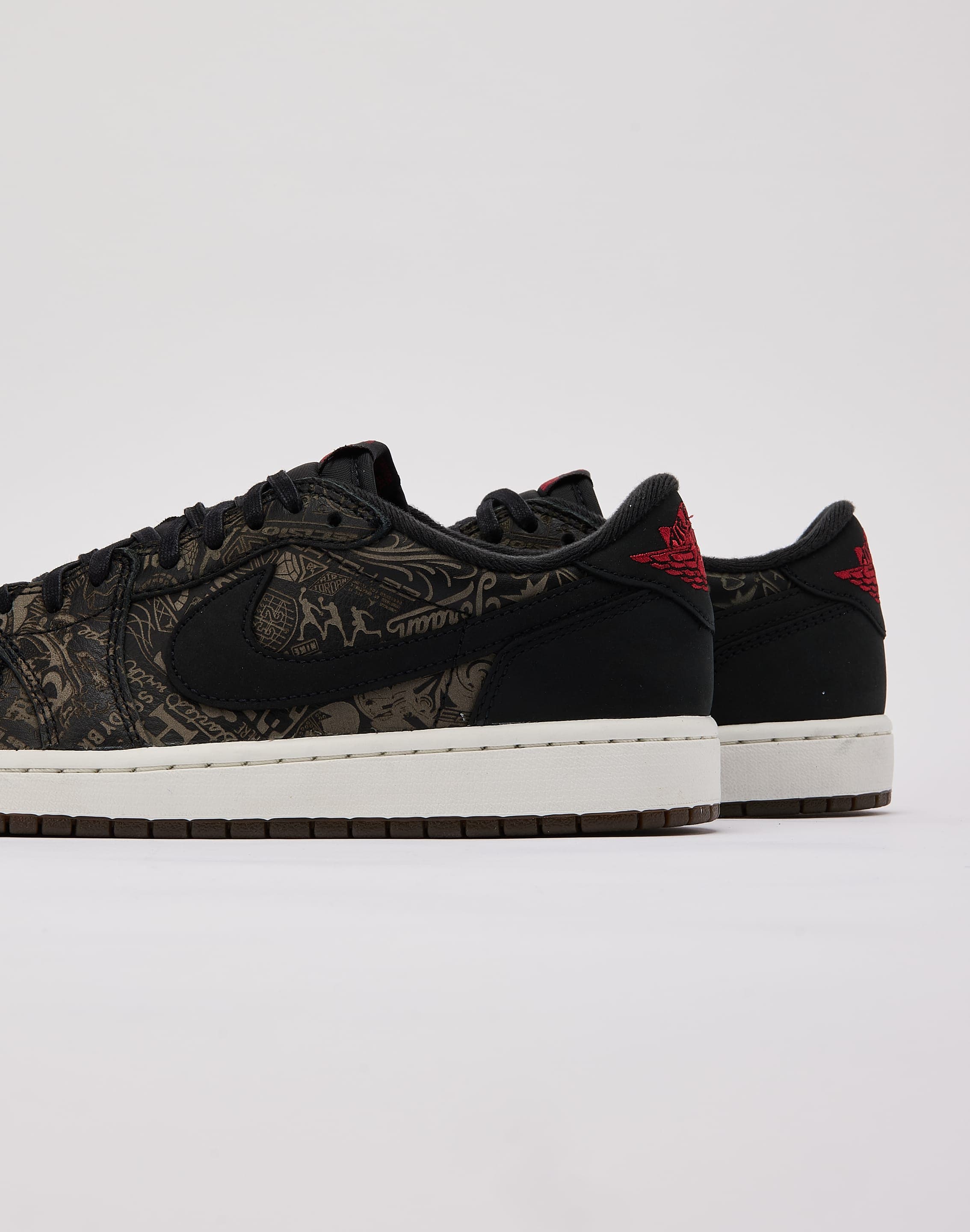 Photo of Jordan Air Jordan 1 Retro Low OG 'Laser' Grade-School