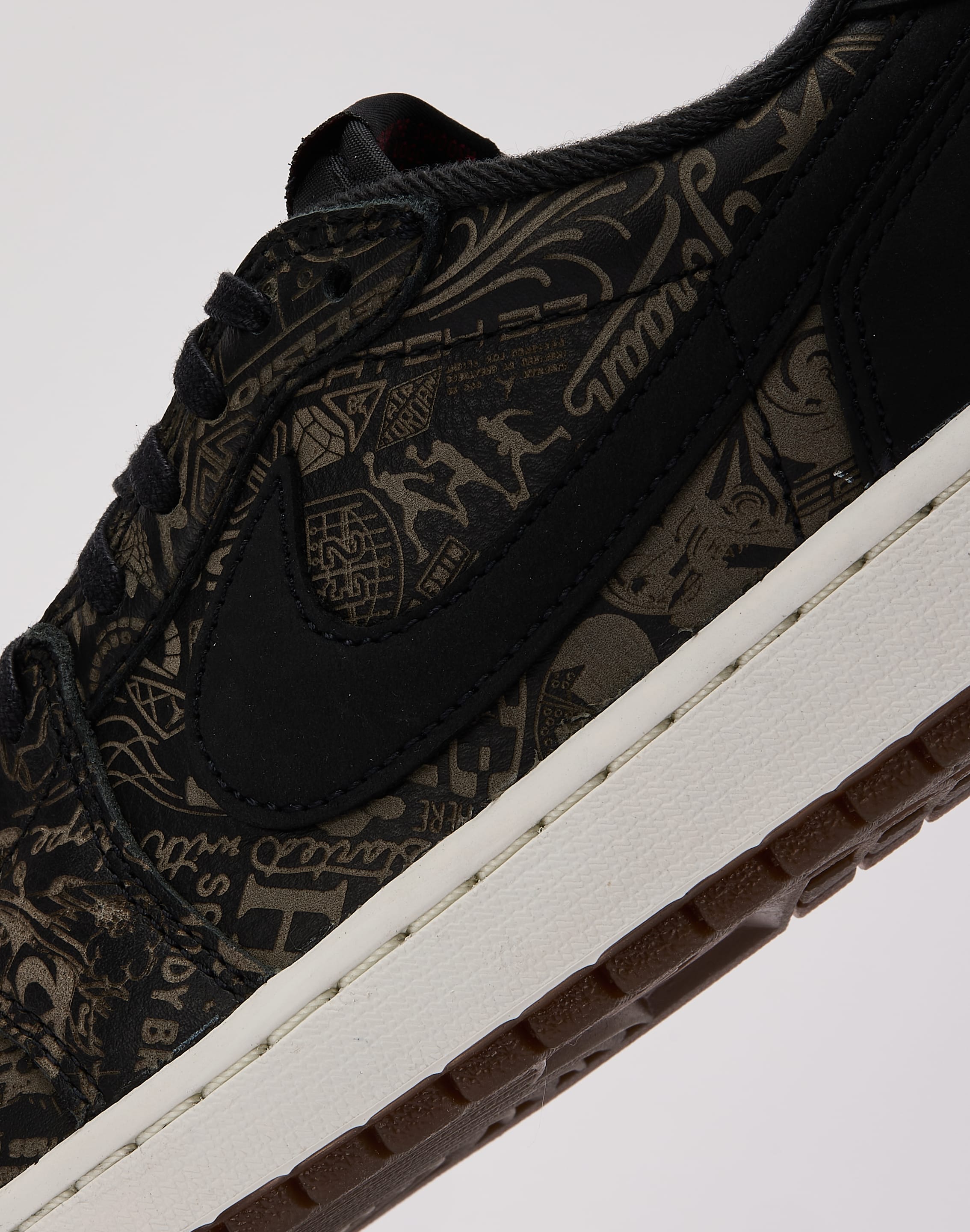 Photo of Jordan Air Jordan 1 Retro Low OG 'Laser'