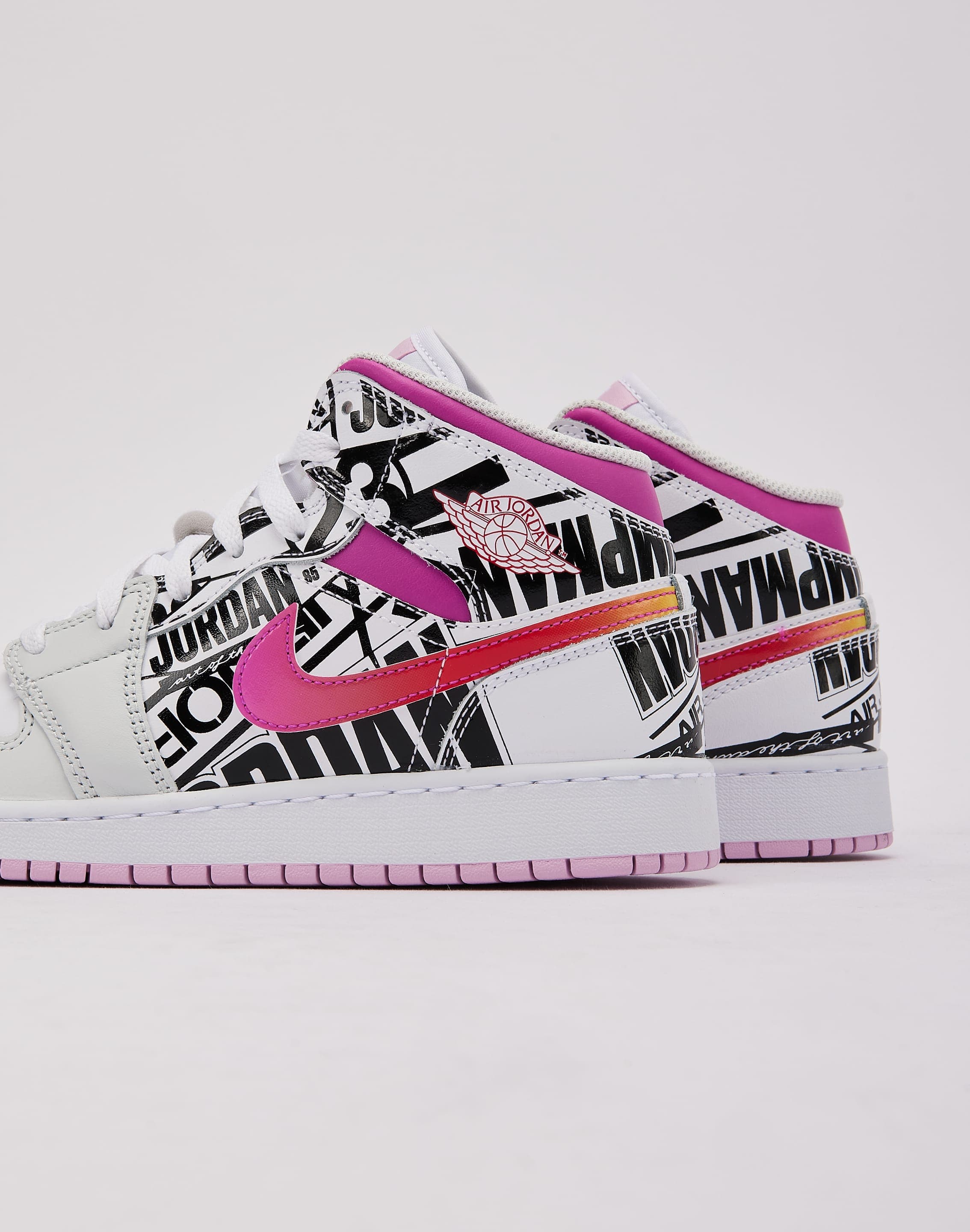 Photo of Jordan Air Jordan 1 Mid Grade-School