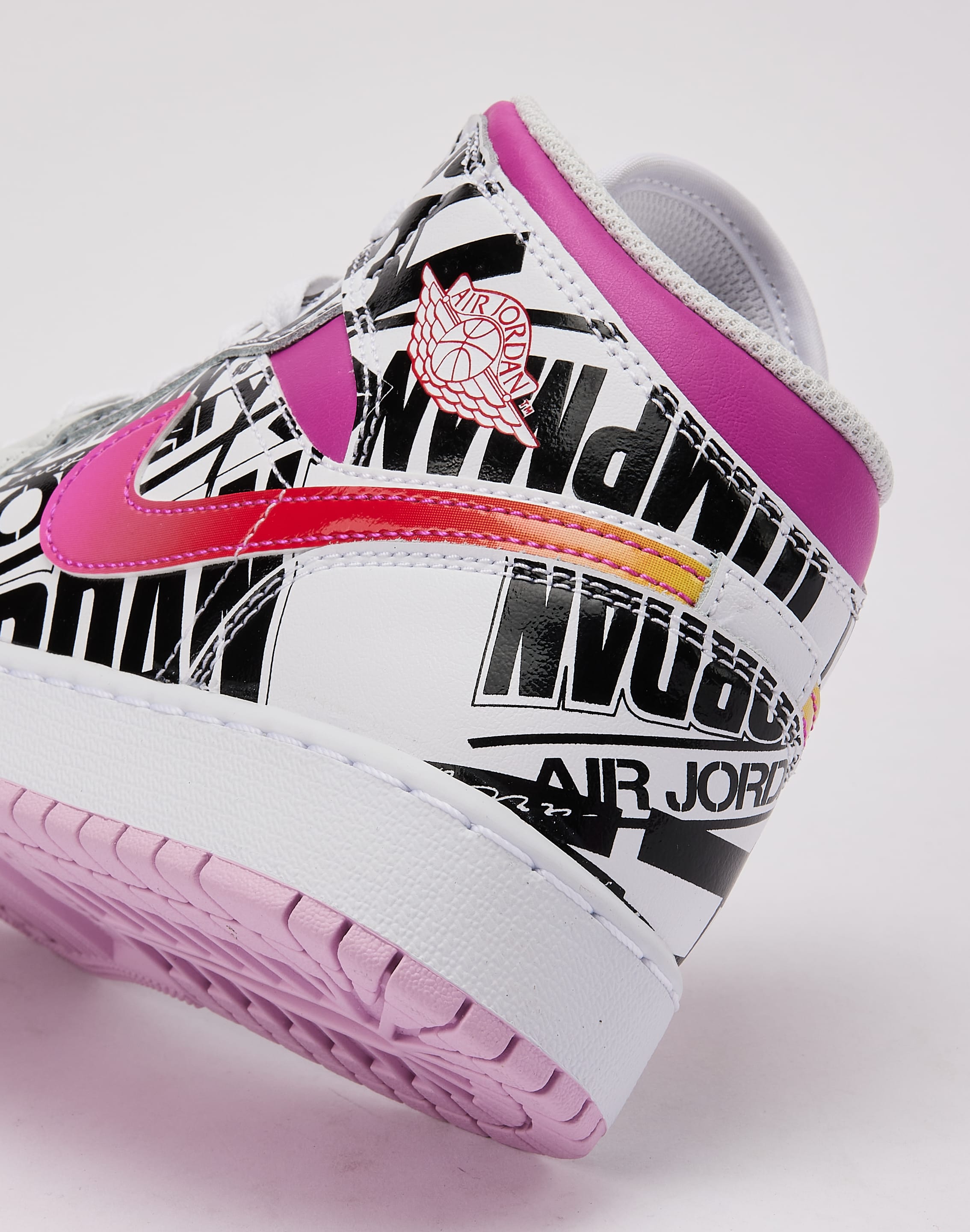 Photo of Jordan Air Jordan 1 Mid Grade-School