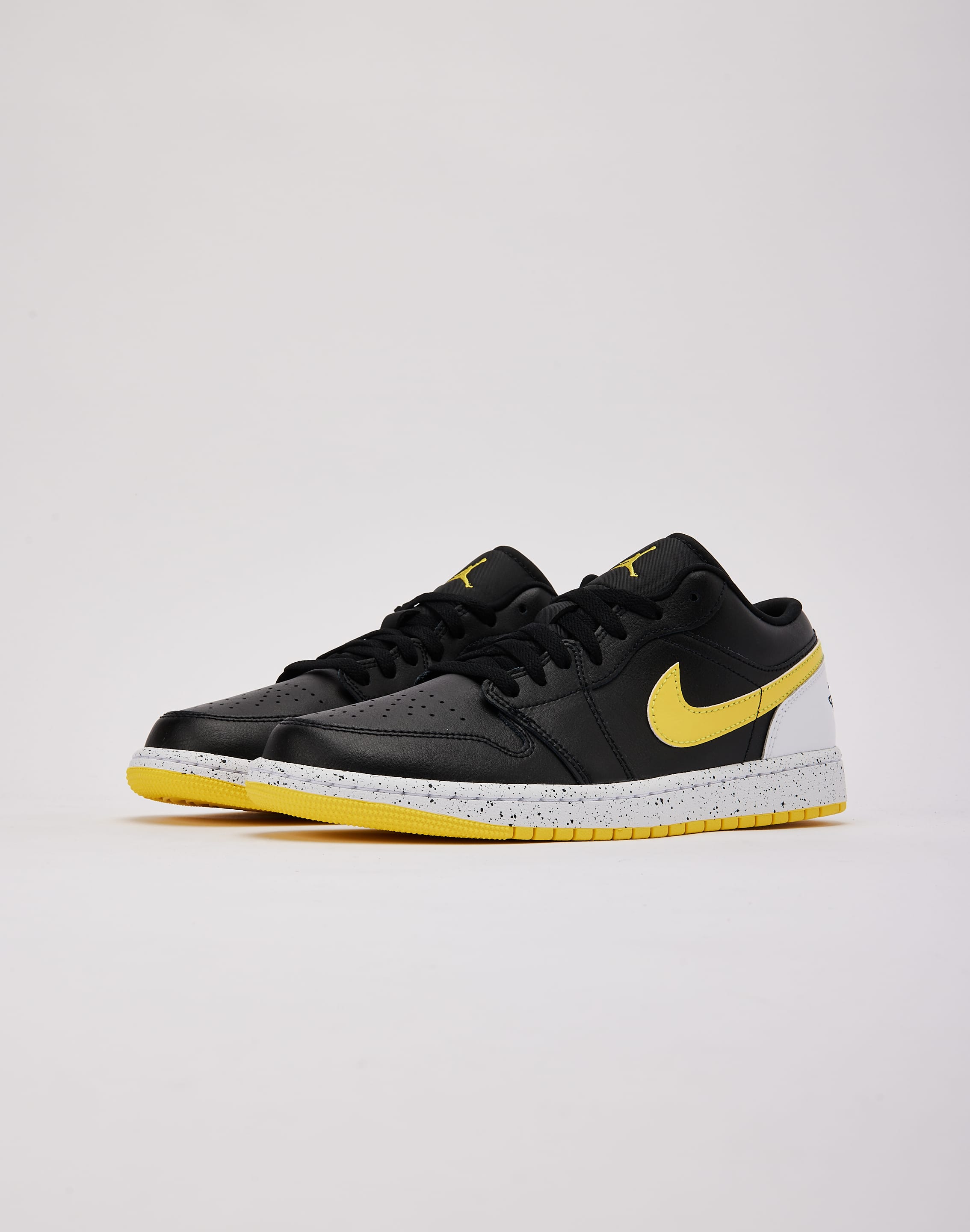 Jordan Air Jordan 1 Low, image 2 of 6