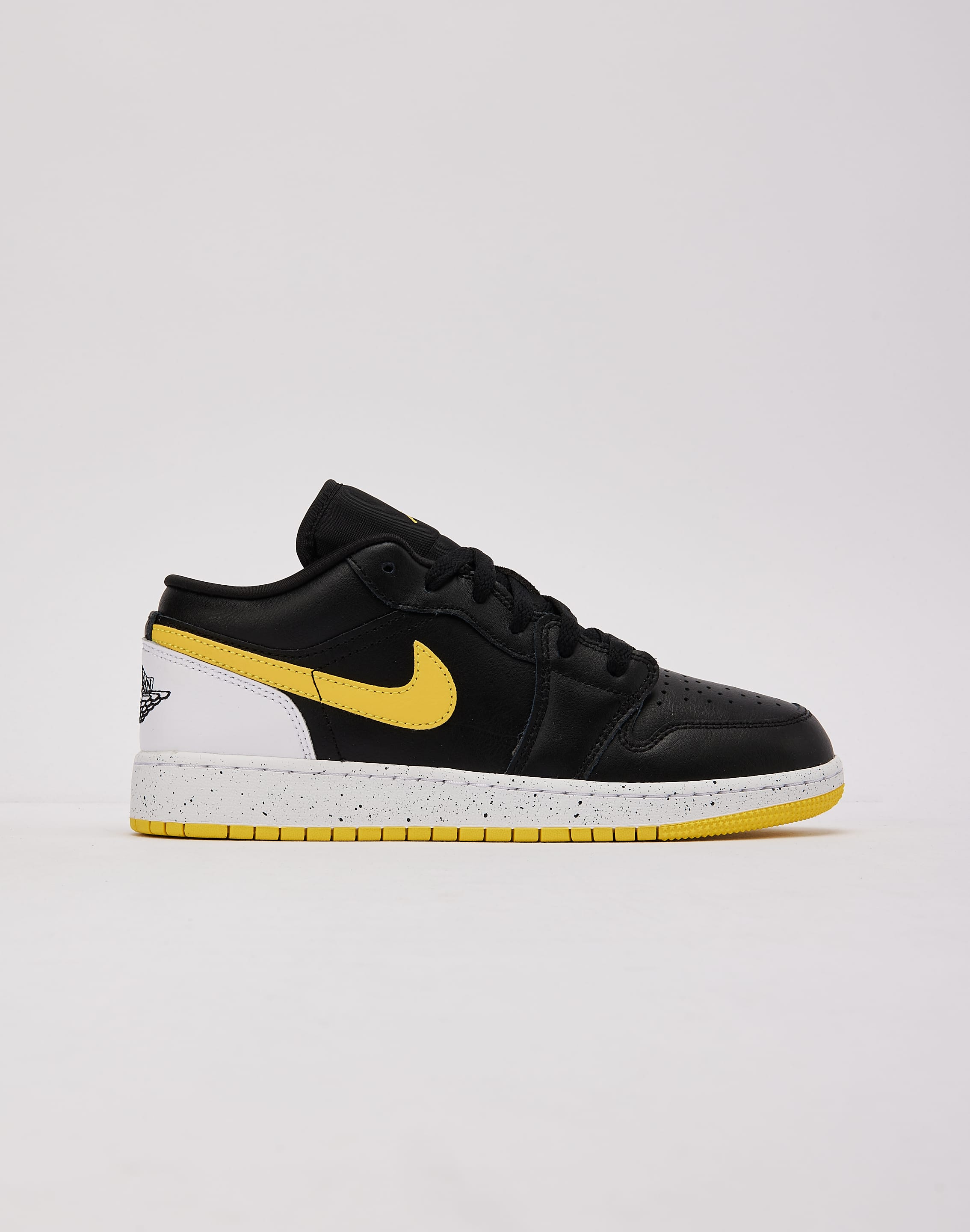 Photo of Jordan Air Jordan 1 Low Grade-School