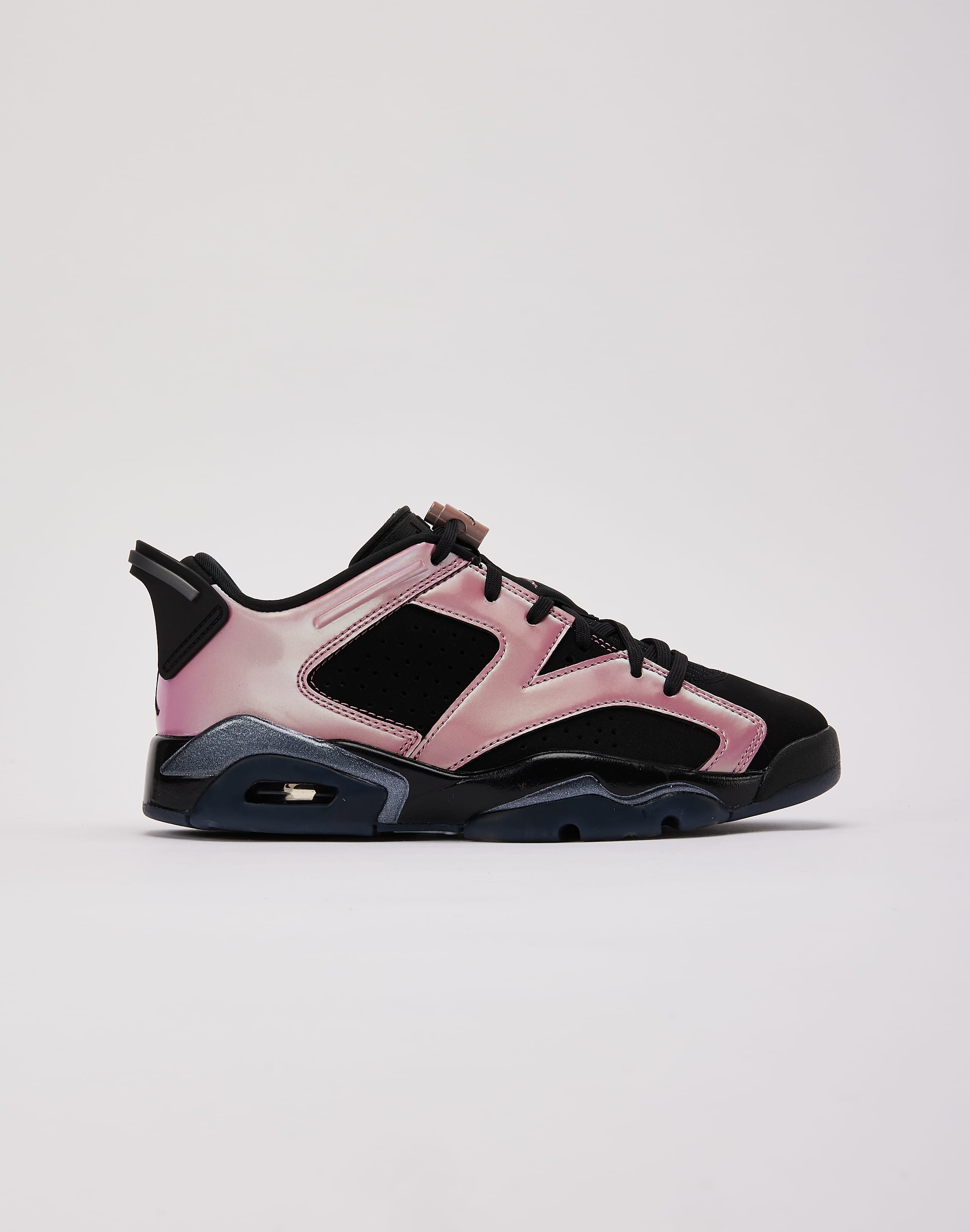 Photo of Jordan Air Jordan 6 Retro Low 'Desert Berry'