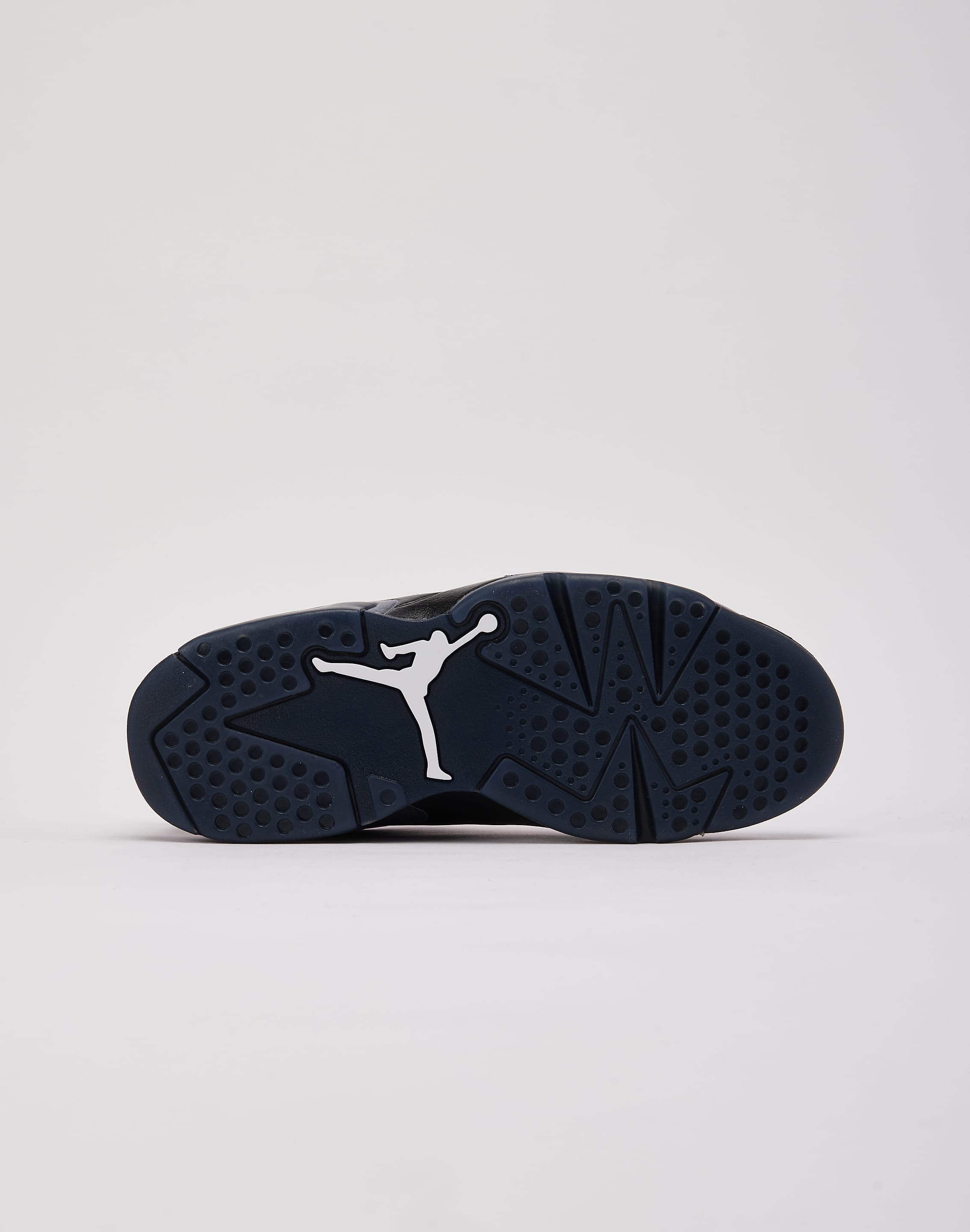 Photo of Jordan Air Jordan 6 Retro Low 'Desert Berry'