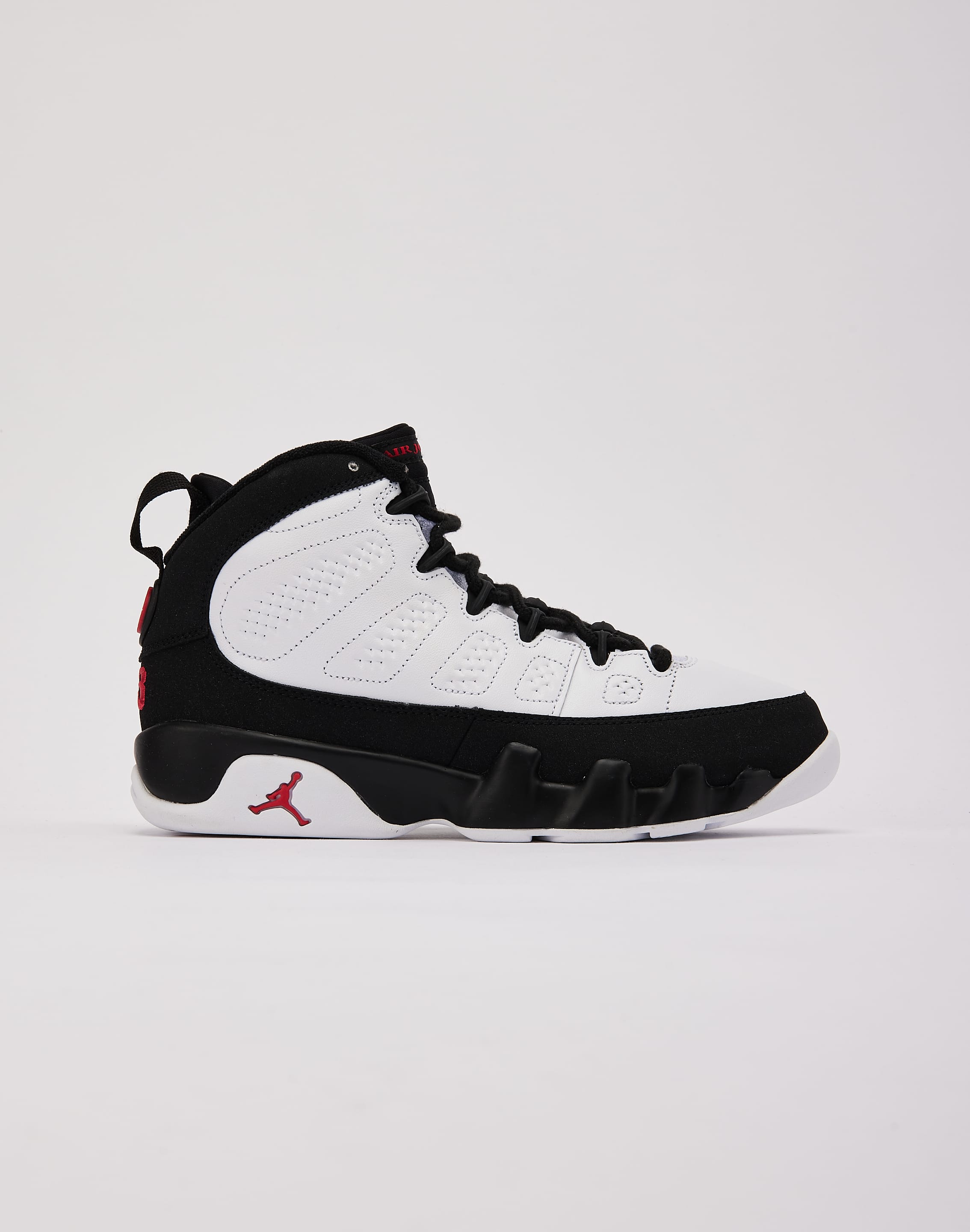 Photo of Jordan Air Jordan 9 Retro 'Space Jam' Grade-School