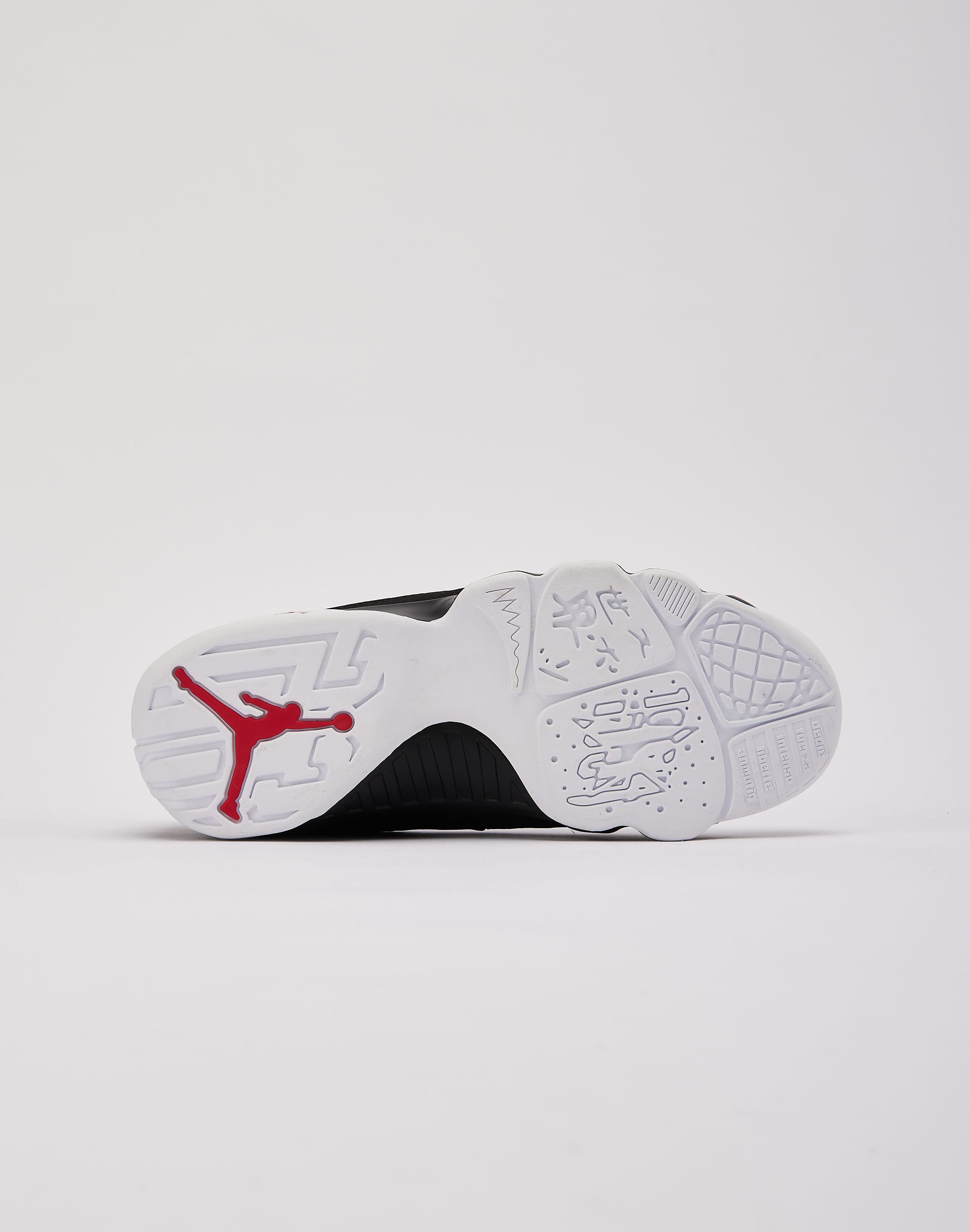 Photo of Jordan Air Jordan 9 Retro 'Space Jam' Grade-School