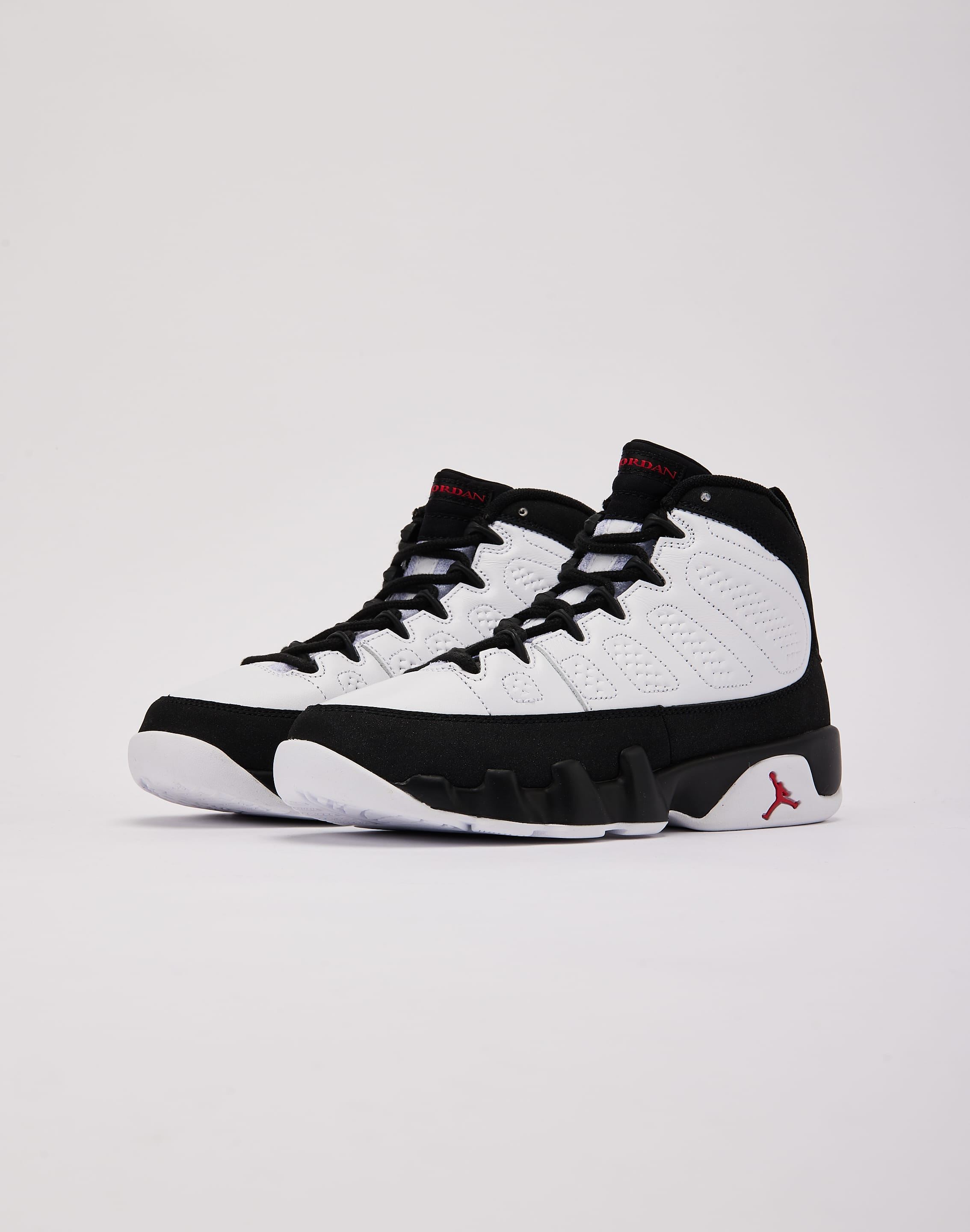 Photo of Jordan Air Jordan 9 Retro 'Space Jam' Grade-School