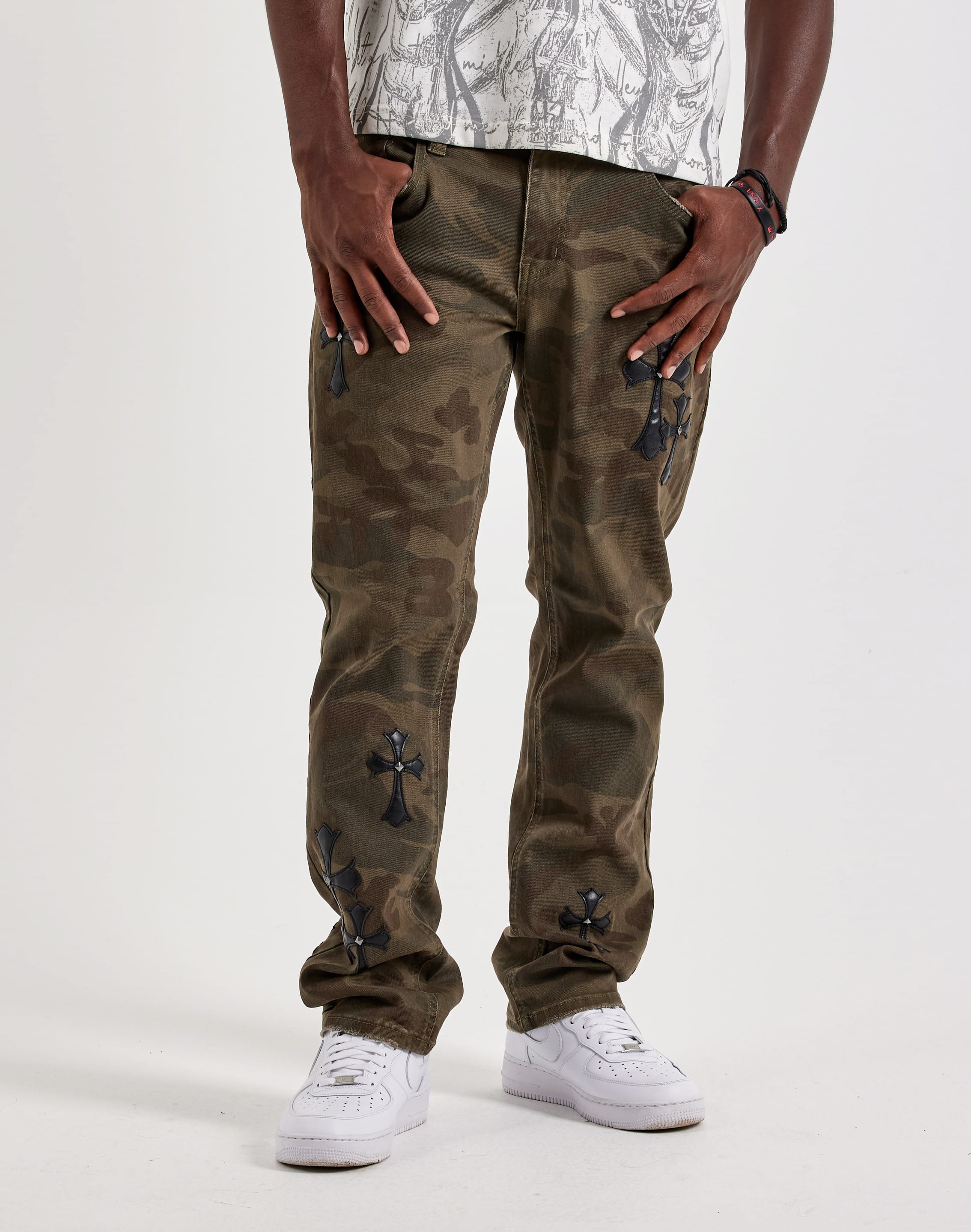 Photo of Kilogram Applique Cross Camo Straight Pants
