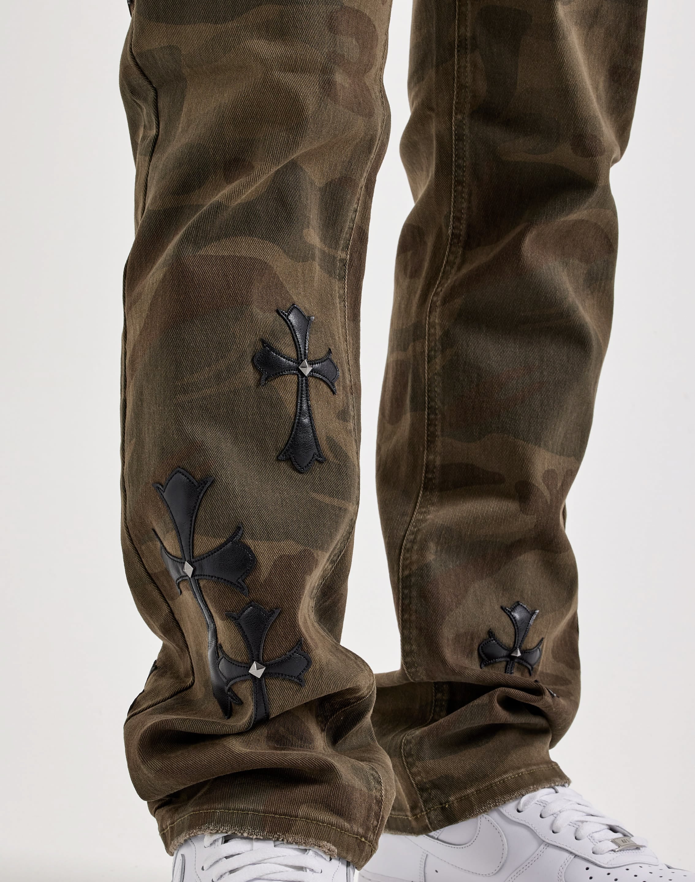Photo of Kilogram Applique Cross Camo Straight Pants