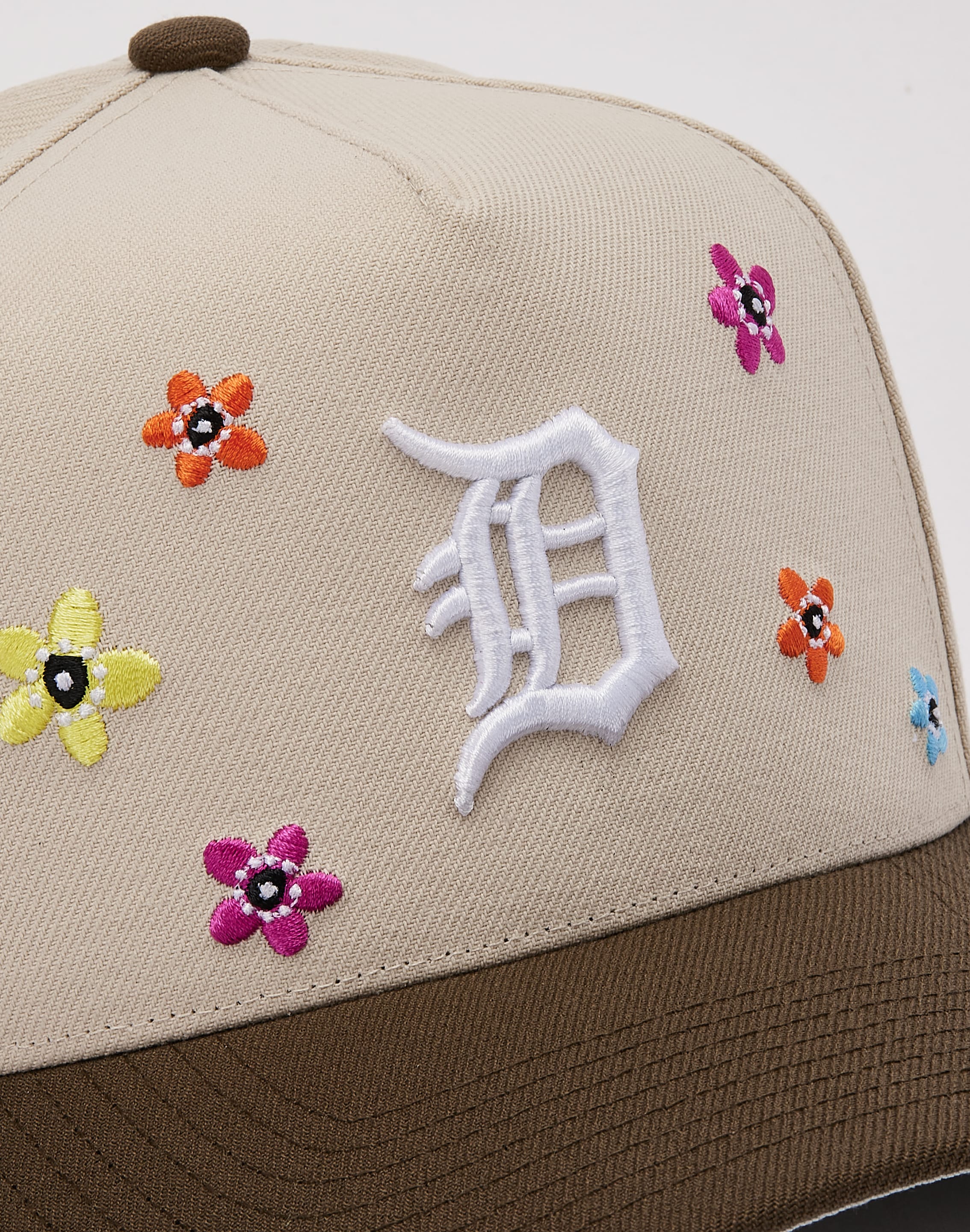 Mitchell & Ness MLB Detroit Tigers Flower Child Pro Pinch Snapback Hat