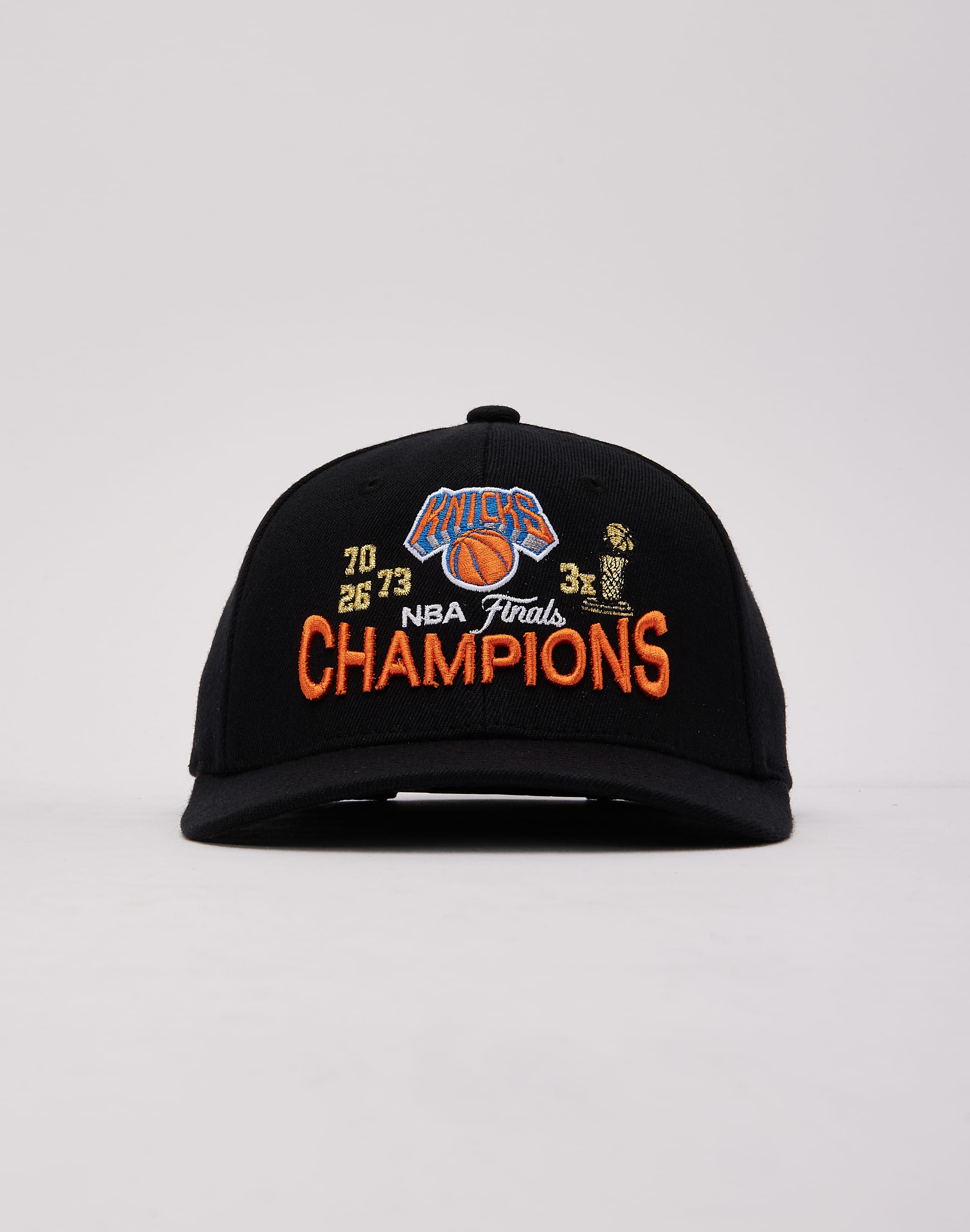 Photo of Mitchell & Ness NBA New York Knicks Champions Trophy Stretch Snapback Hat