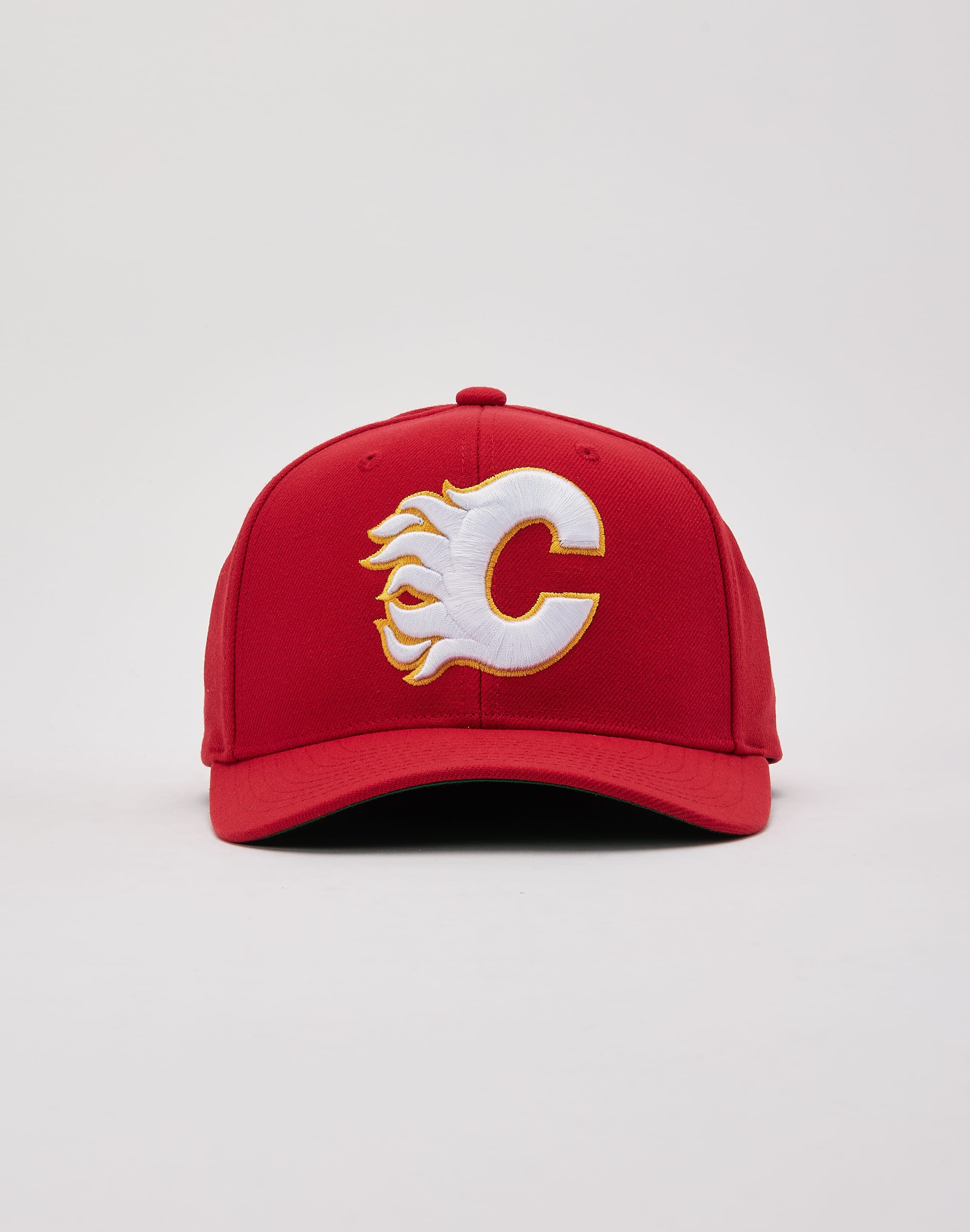 Photo of Mitchell & Ness NHL Team Grounds 2.0 Calgary Flames Snapback Hat
