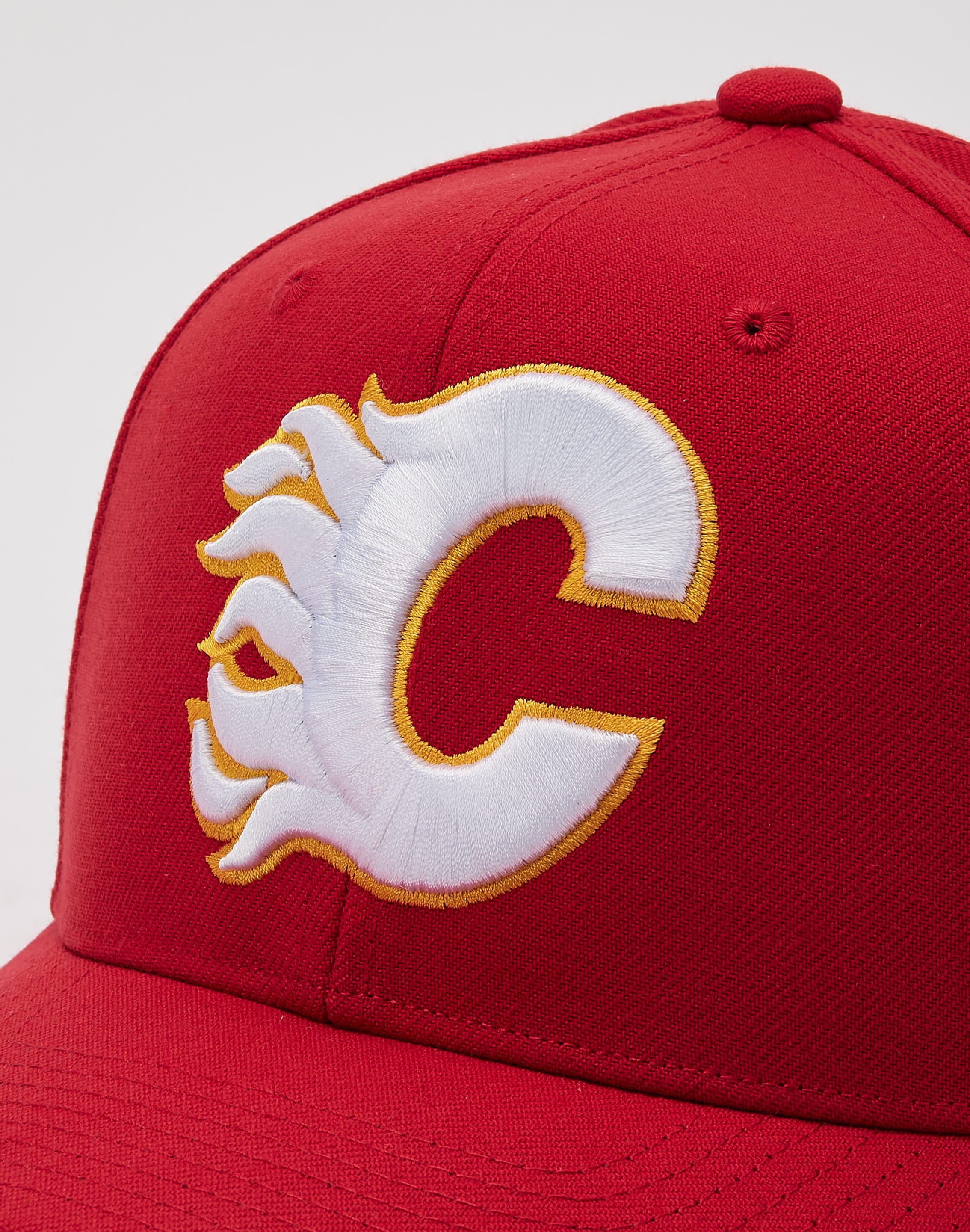 Photo of Mitchell & Ness NHL Team Grounds 2.0 Calgary Flames Snapback Hat