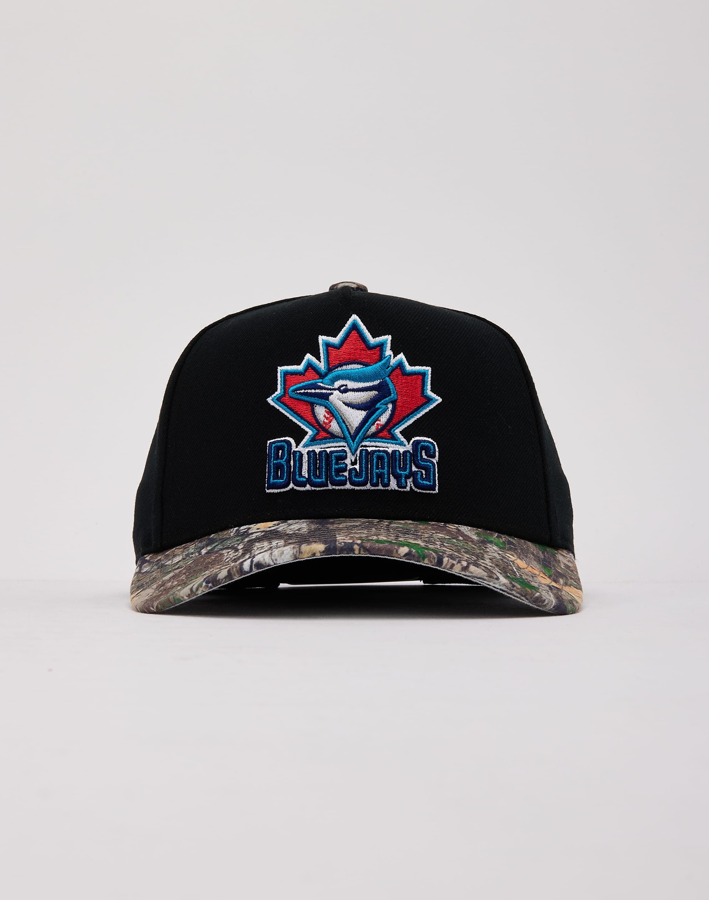 Photo of Mitchell & Ness MLB Toronto Blue Jays Pro Pinch Snapback Hat
