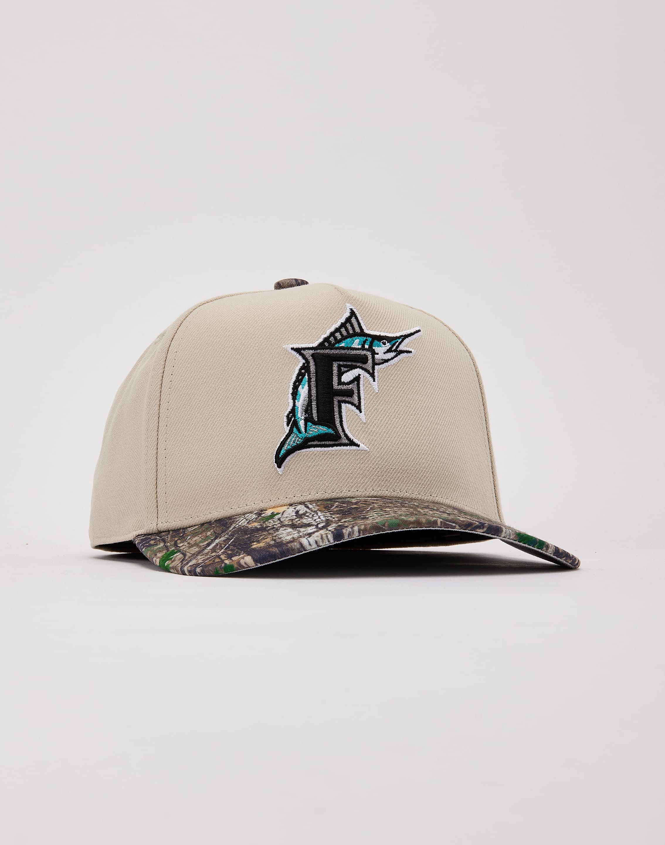Photo of Mitchell & Ness MLB Florida Marlins Camo Bill Pro Pinch Snapback Hat