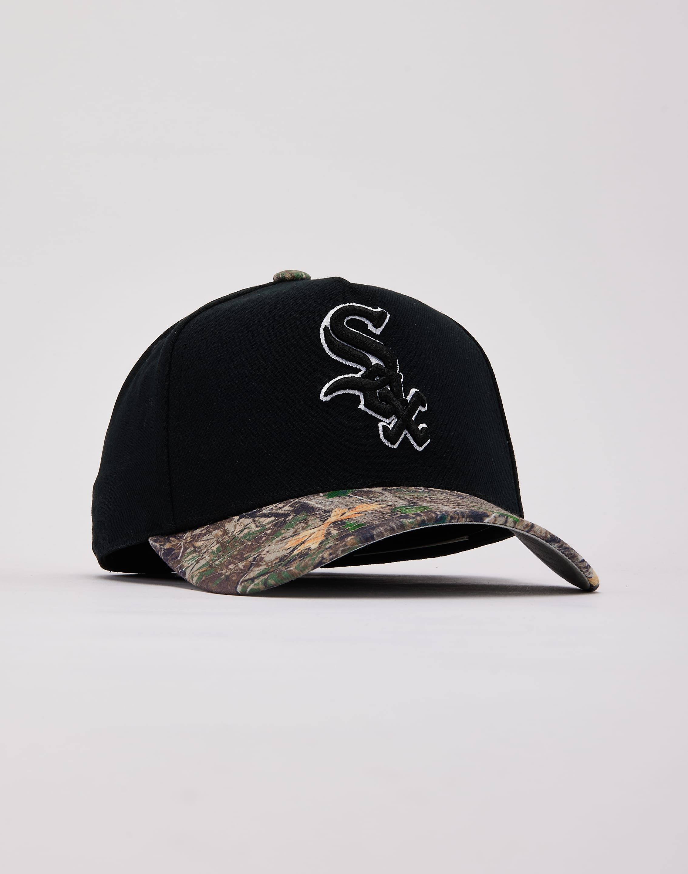 Photo of Mitchell & Ness MLB CHICAGO WHITE SOX PRO PINCH SNAPBACK HAT