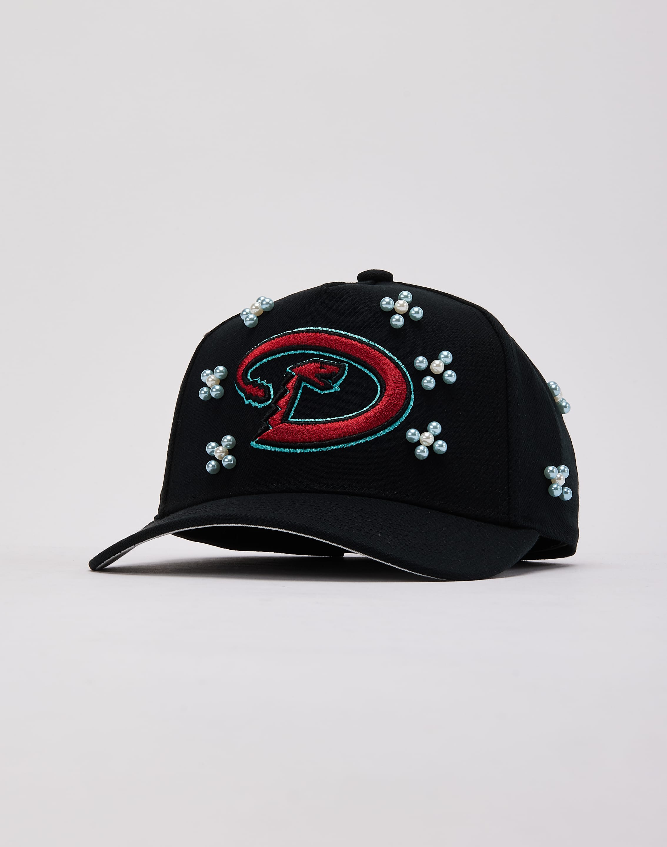Photo of Mitchell & Ness MLB Arizona Diamondbacks Beaded Pro Pinch Snapback Hat