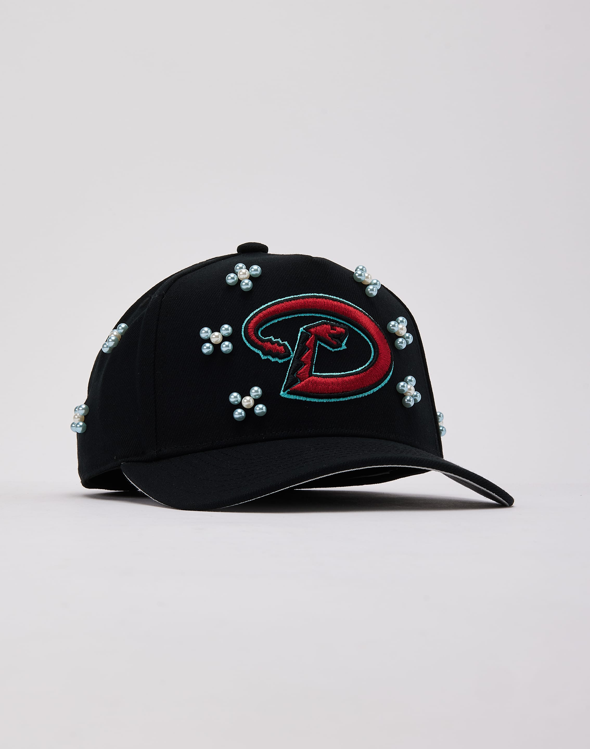 Photo of Mitchell & Ness MLB Arizona Diamondbacks Beaded Pro Pinch Snapback Hat