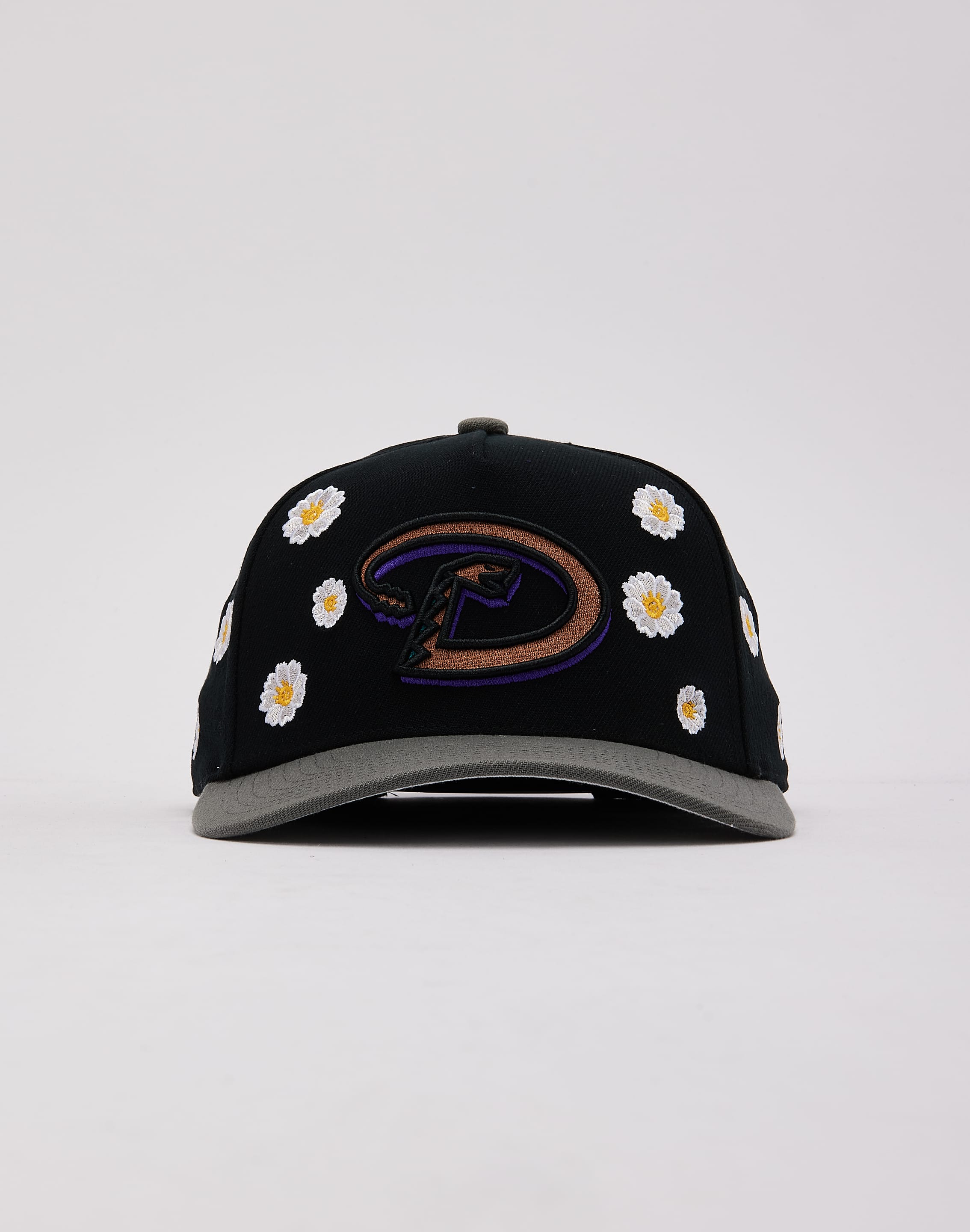 Photo of Mitchell & Ness MLB Arizona Diamondbacks Flowers Pro Pinch Snapback Hat