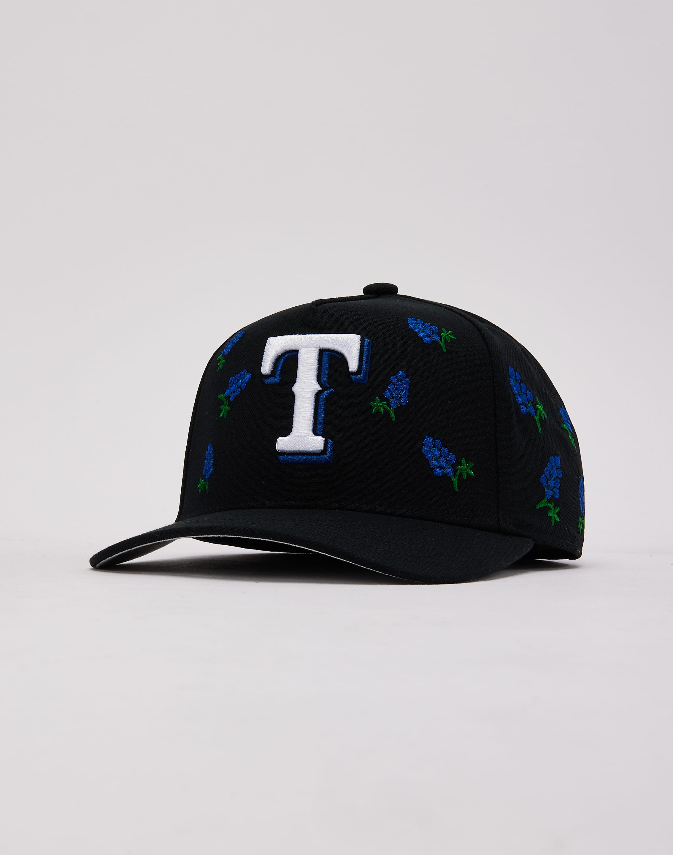 Photo of Mitchell & Ness MLB Texas Rangers Flowers Pro Pinch Snapback Hat