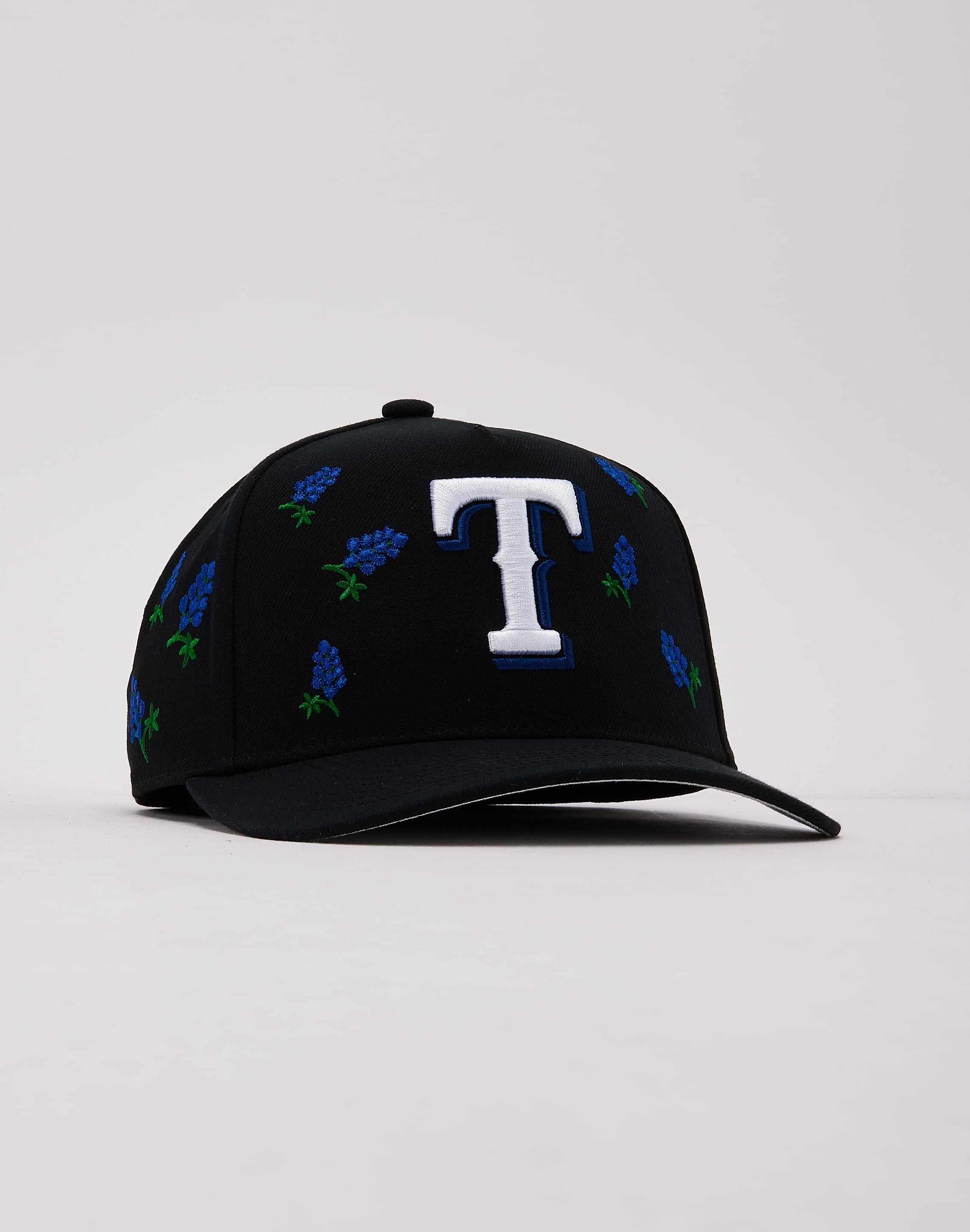 Photo of Mitchell & Ness MLB Texas Rangers Flowers Pro Pinch Snapback Hat