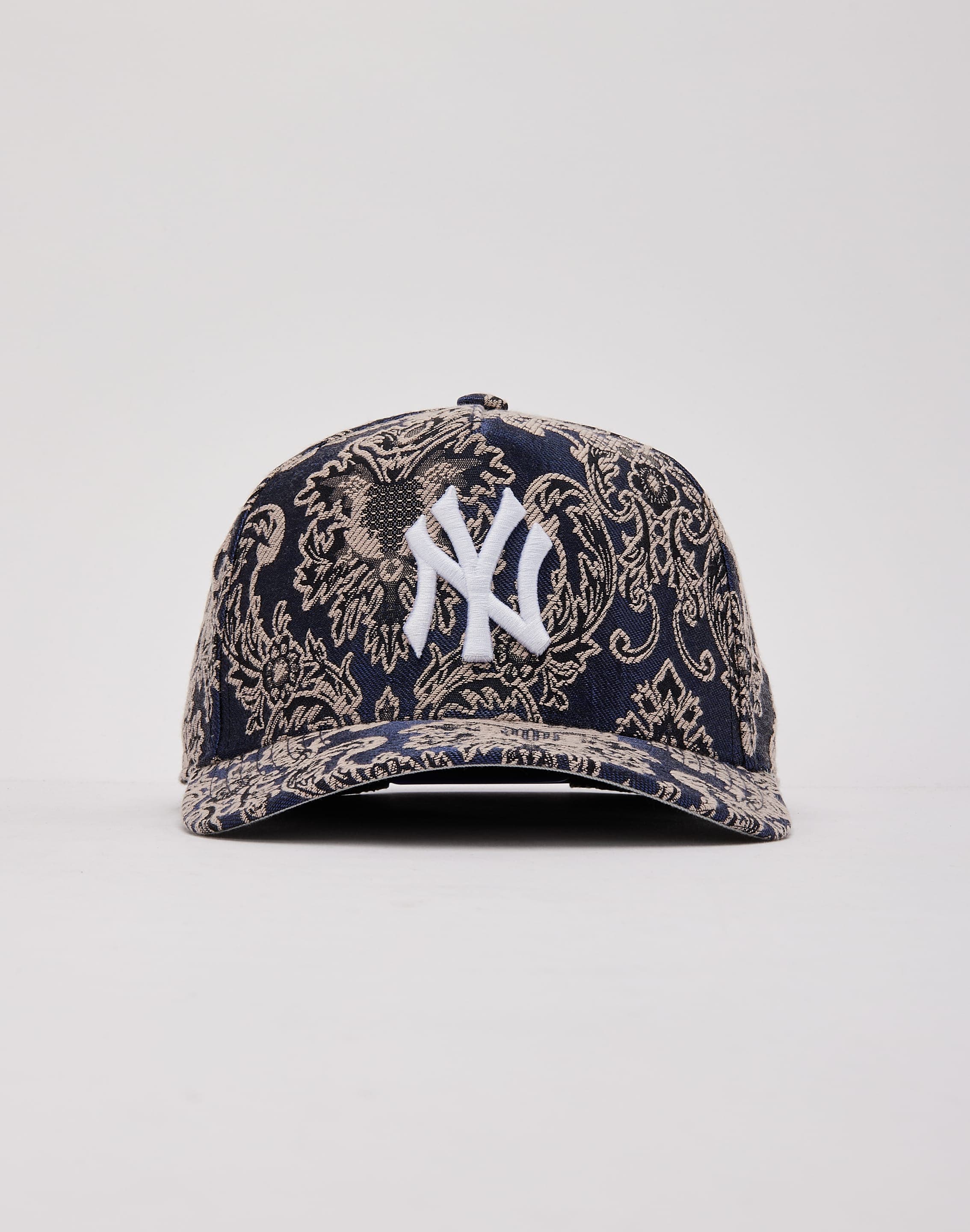 Mitchell & Ness MLB New York Yankees Tapestry Pro Pinch Snapback