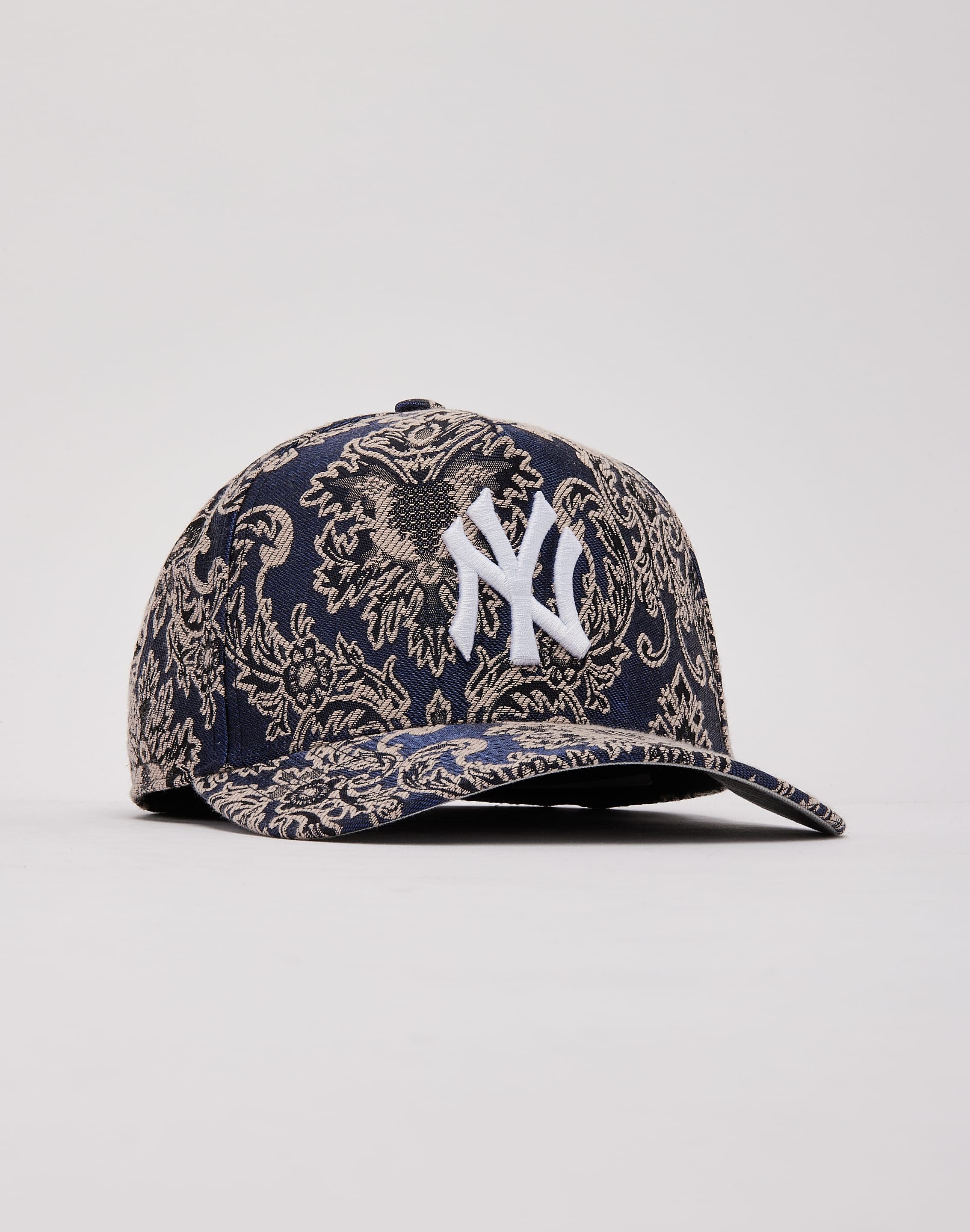 Mitchell & Ness MLB New York Yankees Tapestry Pro Pinch Snapback