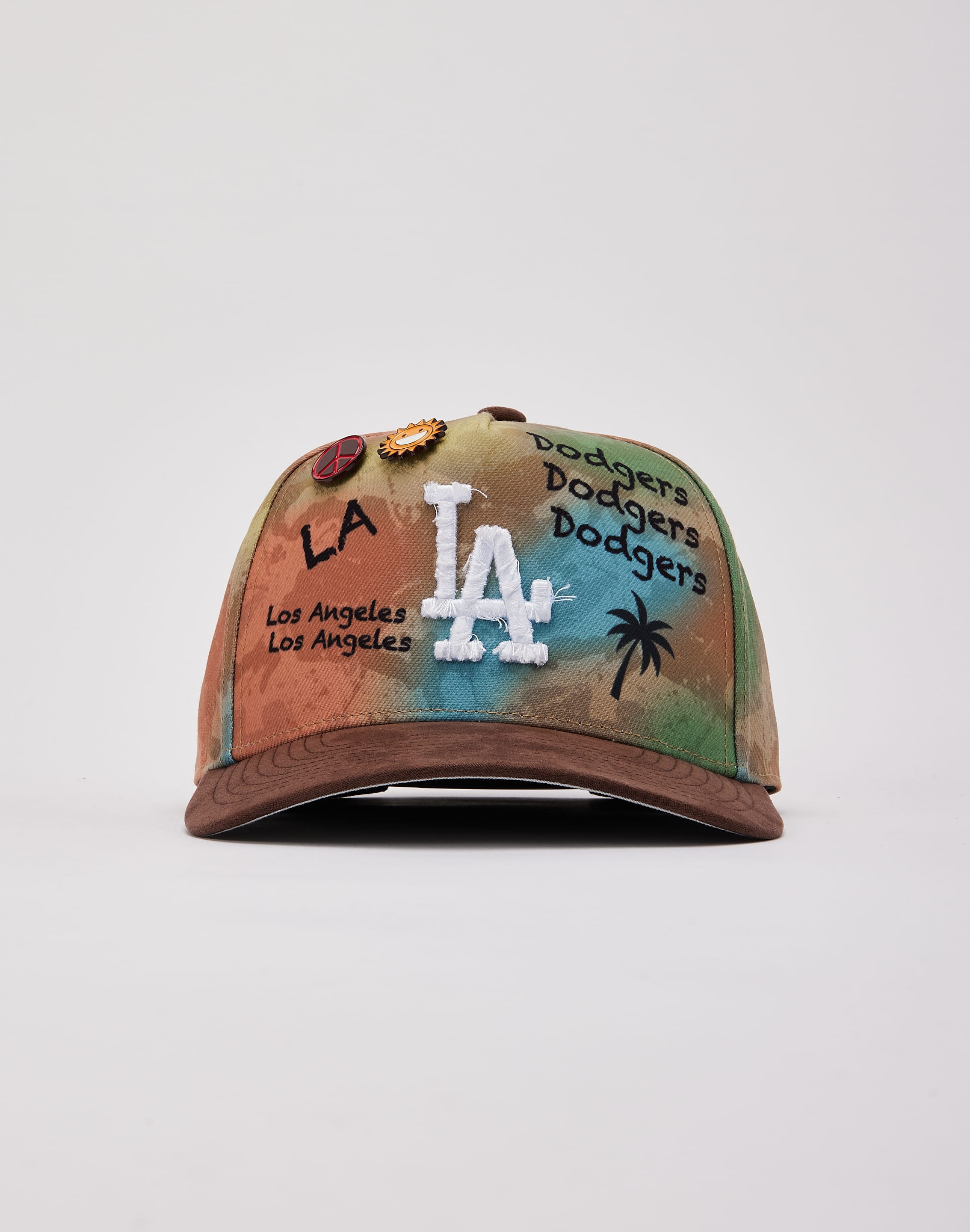 Photo of Mitchell & Ness MLB Los Angeles Dodgers Grunge Pro Pinch Snapback Hat