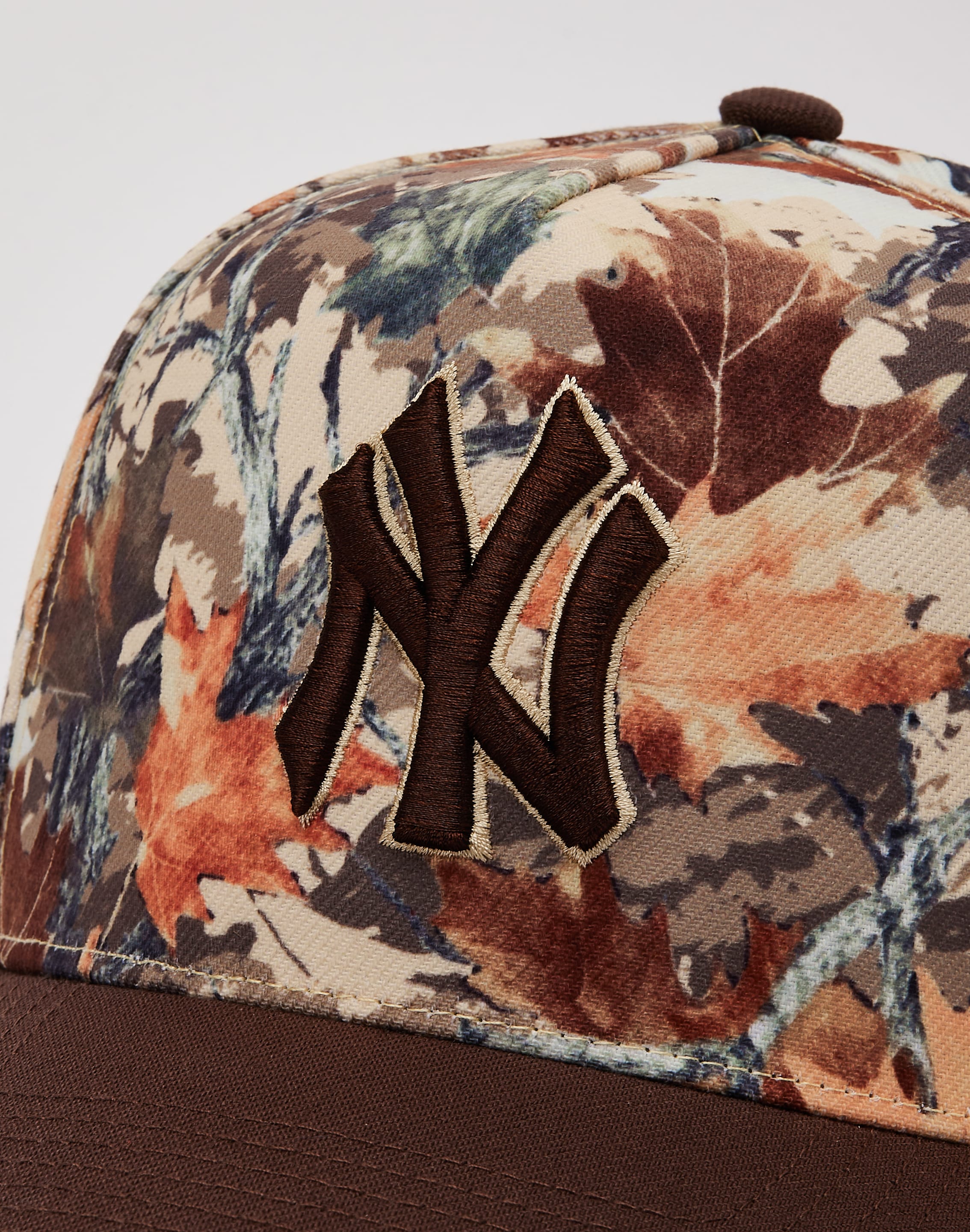 Mitchell & Ness MLB New York Yankees Leaf Camo Pro Pinch Snapback Hat, image 4 of 6