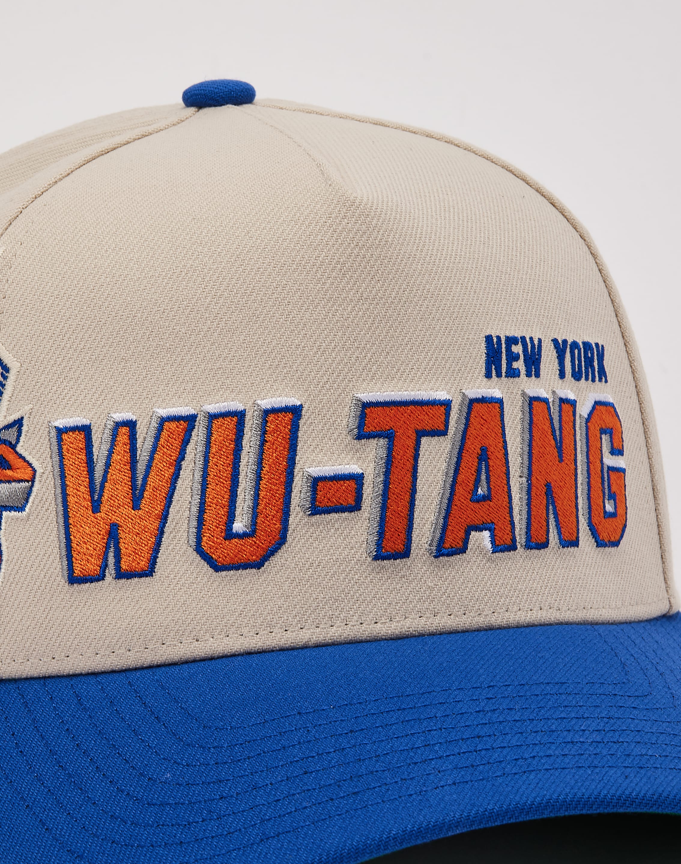 Mitchell & Ness NBA New York Knicks Wu-Tang Pro Pinch Snapback Hat, image 4 of 6