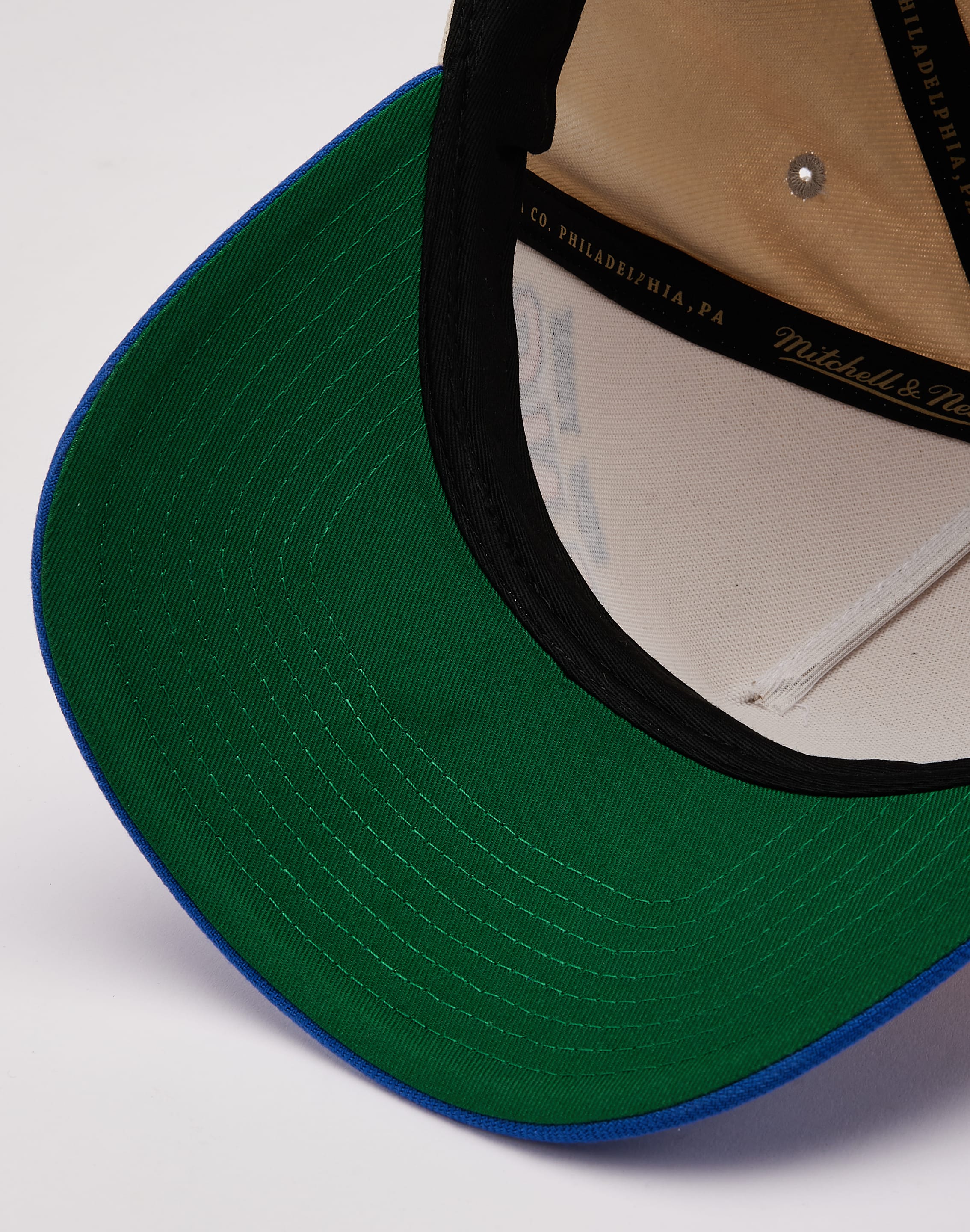 Mitchell & Ness NBA New York Knicks Wu-Tang Pro Pinch Snapback Hat, image 6 of 6